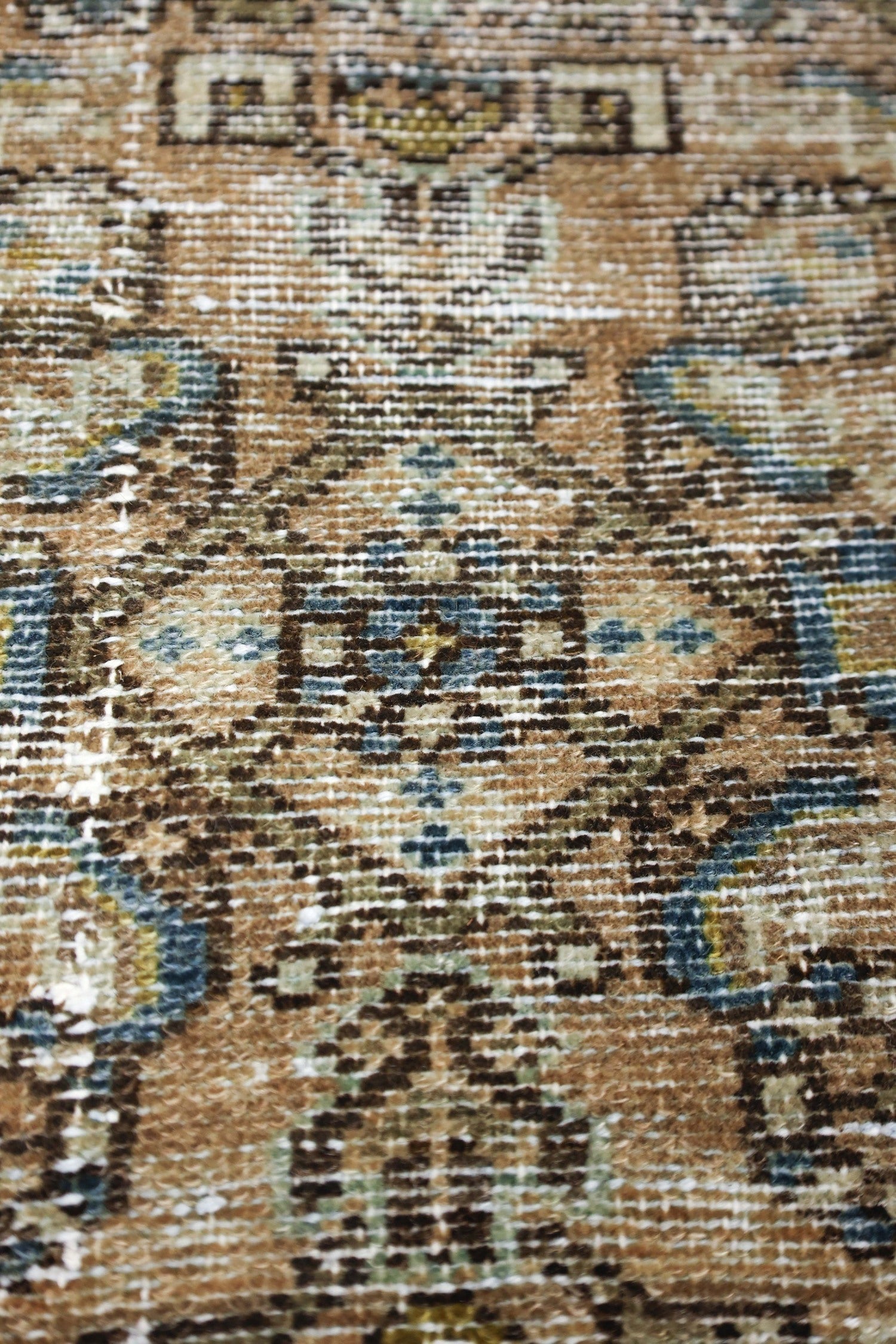 Vintage Hamadan Handwoven Transitional Rug, J75840