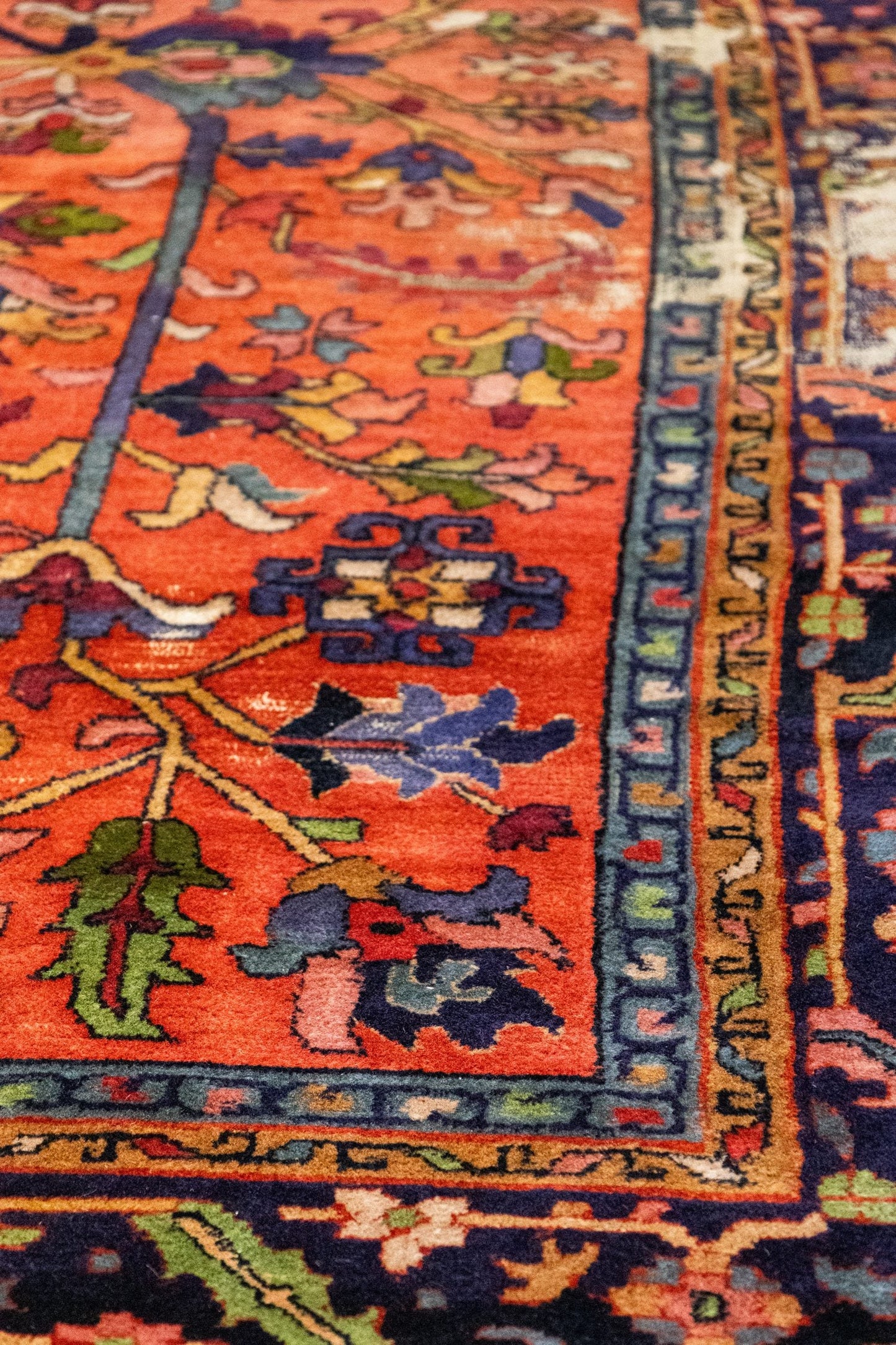 Vintage Hooked Heriz Handwoven Transitional Rug, J87193