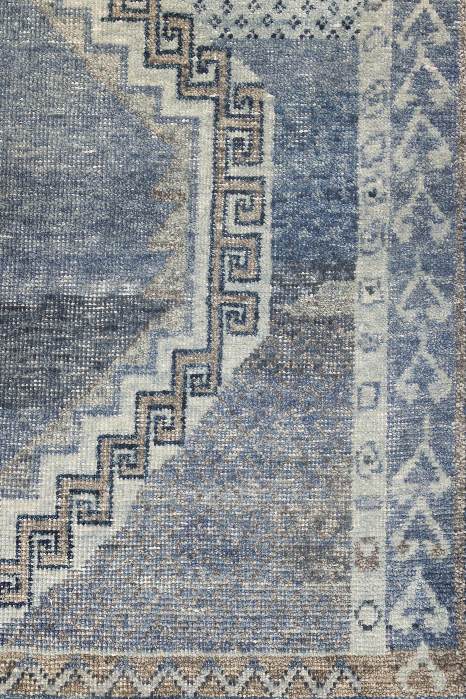 Kars Handwoven Transitional Rug, J73001