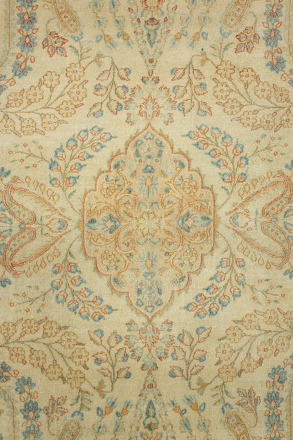 Vintage Kerman Handwoven Transitional Rug, J76616