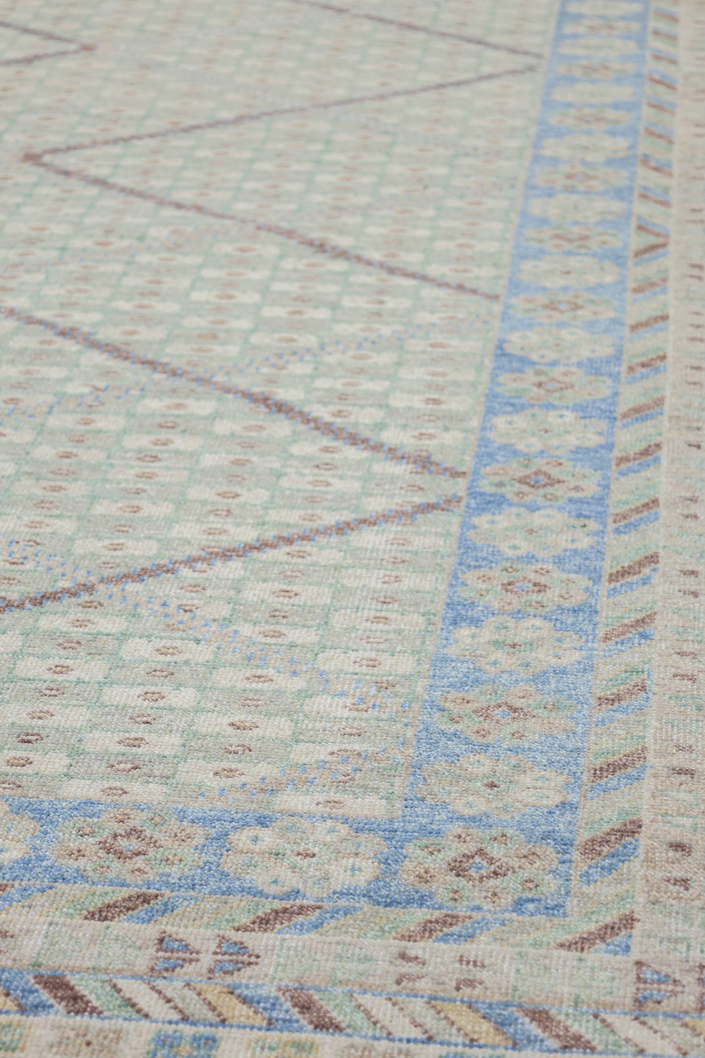 Khotan Handwoven Transitional Rug, J79978