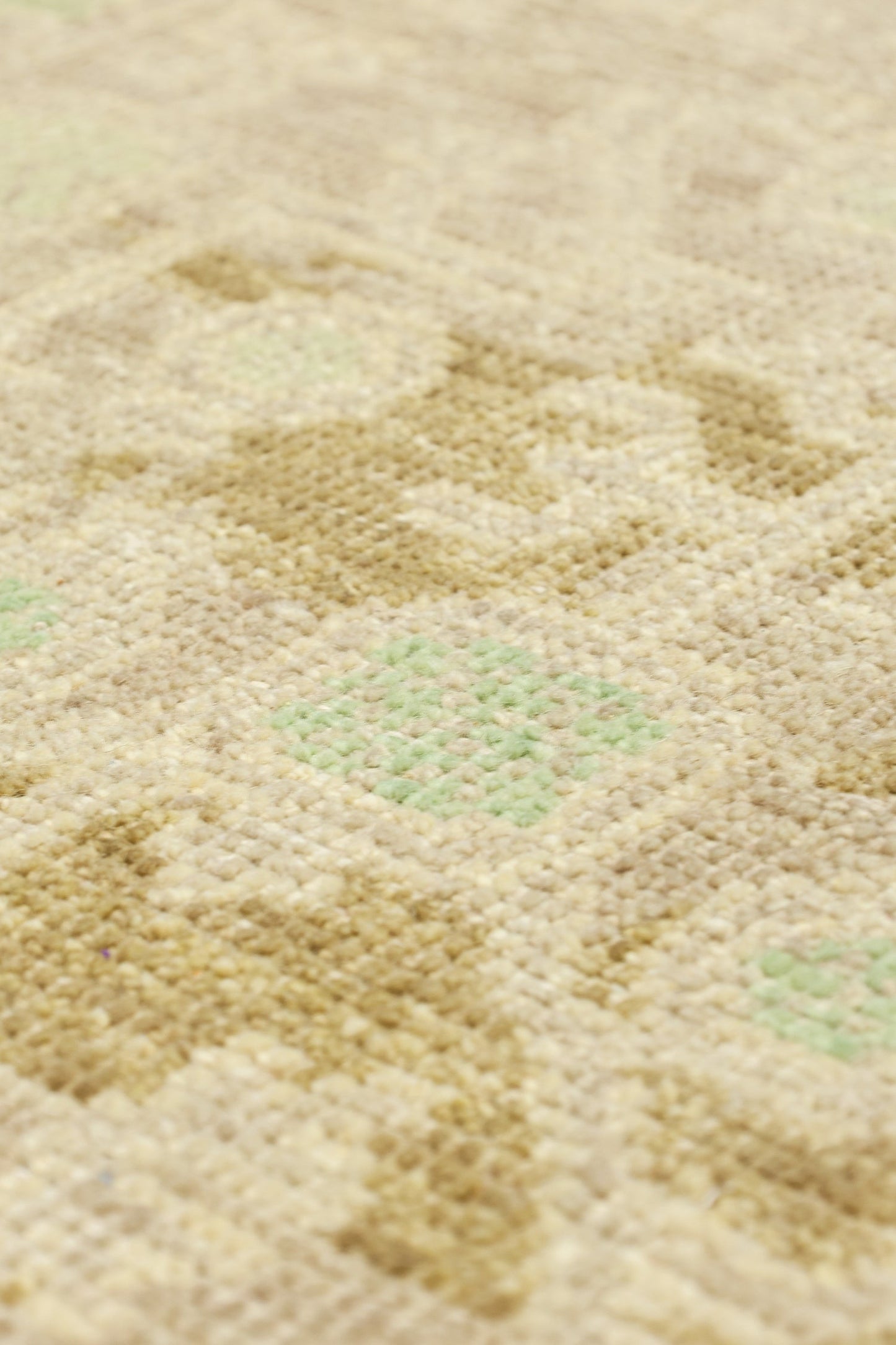 Khotan Handwoven Transitional Rug, J80618