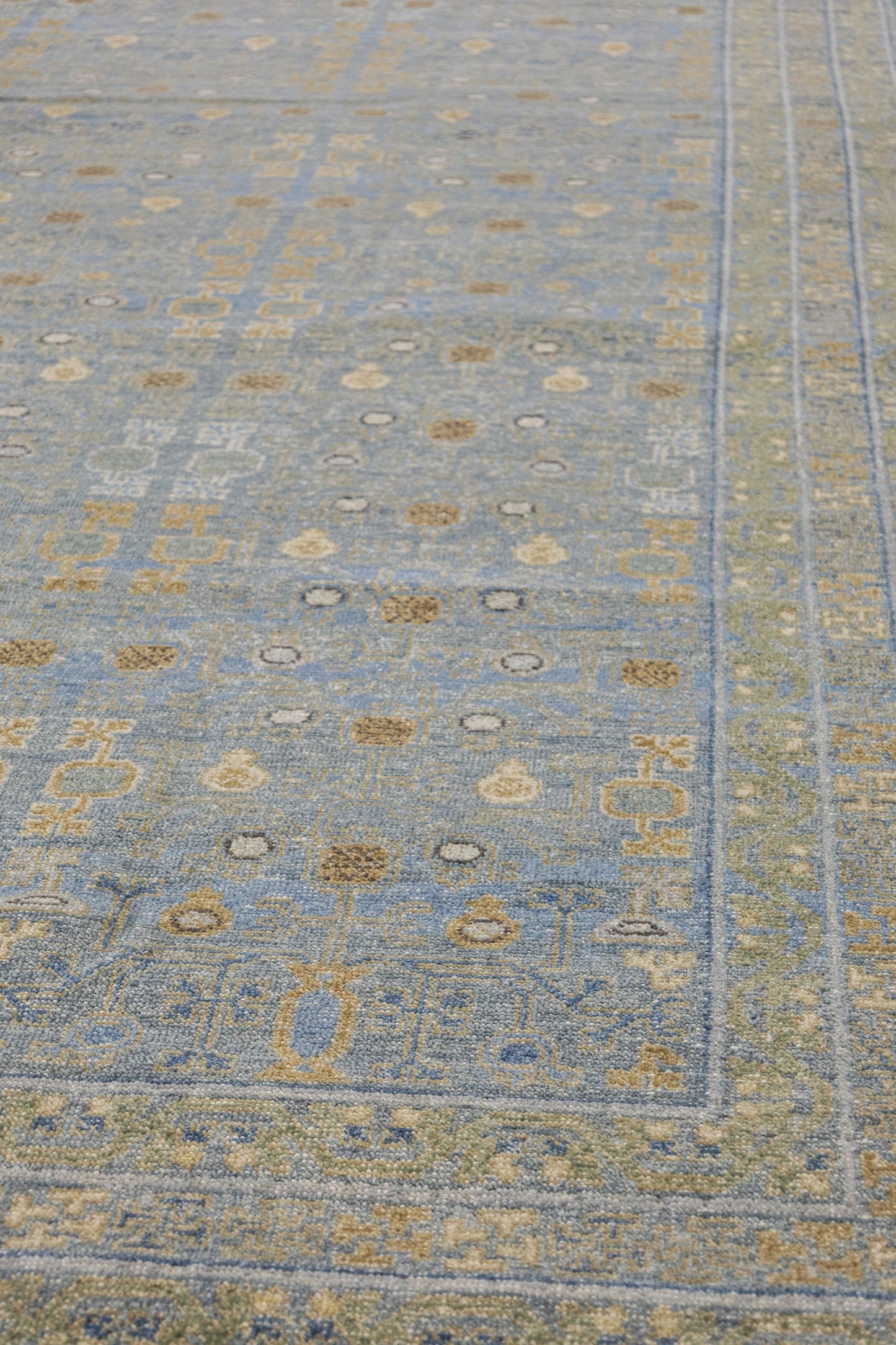 Khotan Handwoven Transitional Rug, J88871