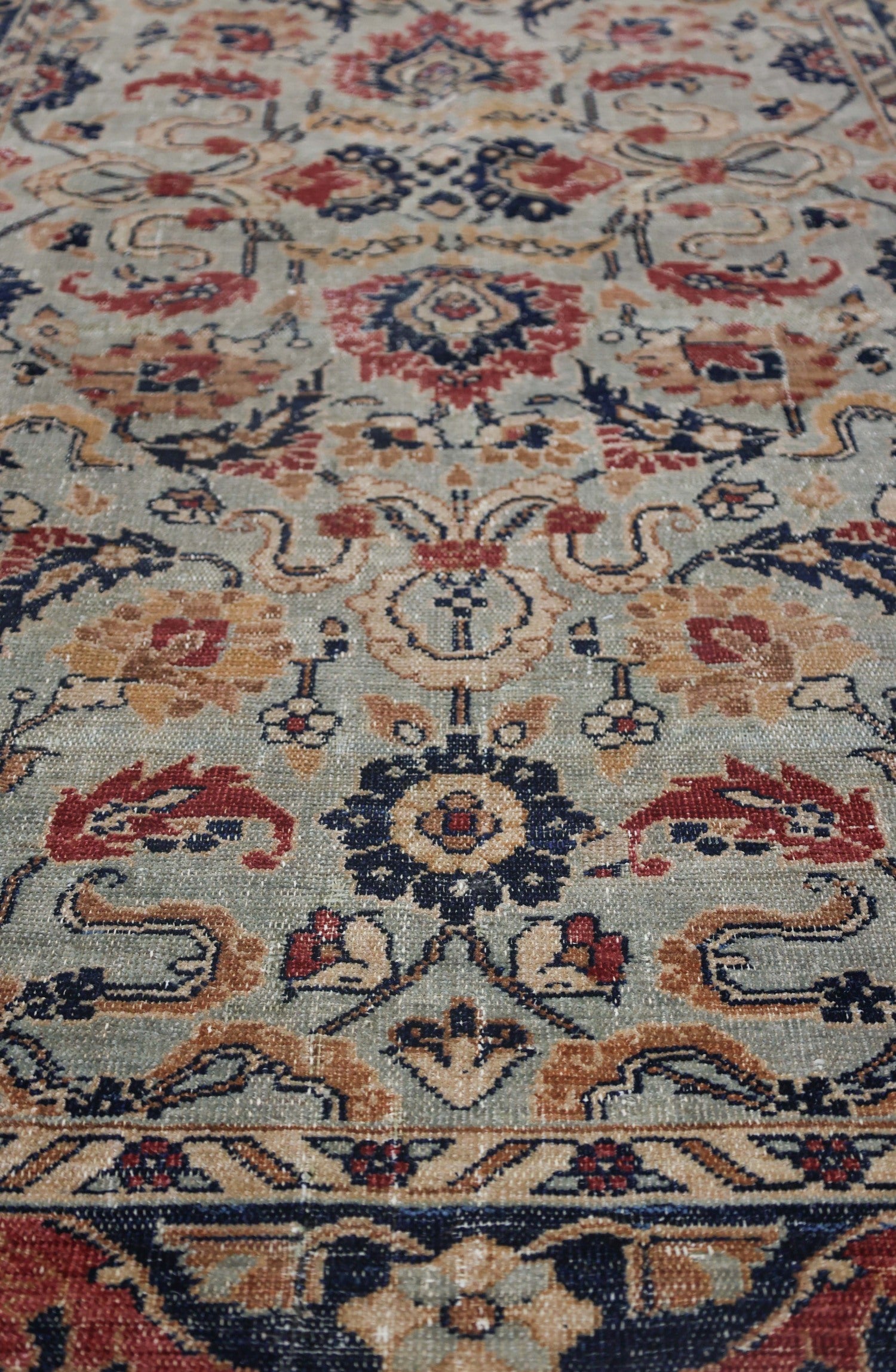 Vintage Lilihan Handwoven Transitional Rug, J73112