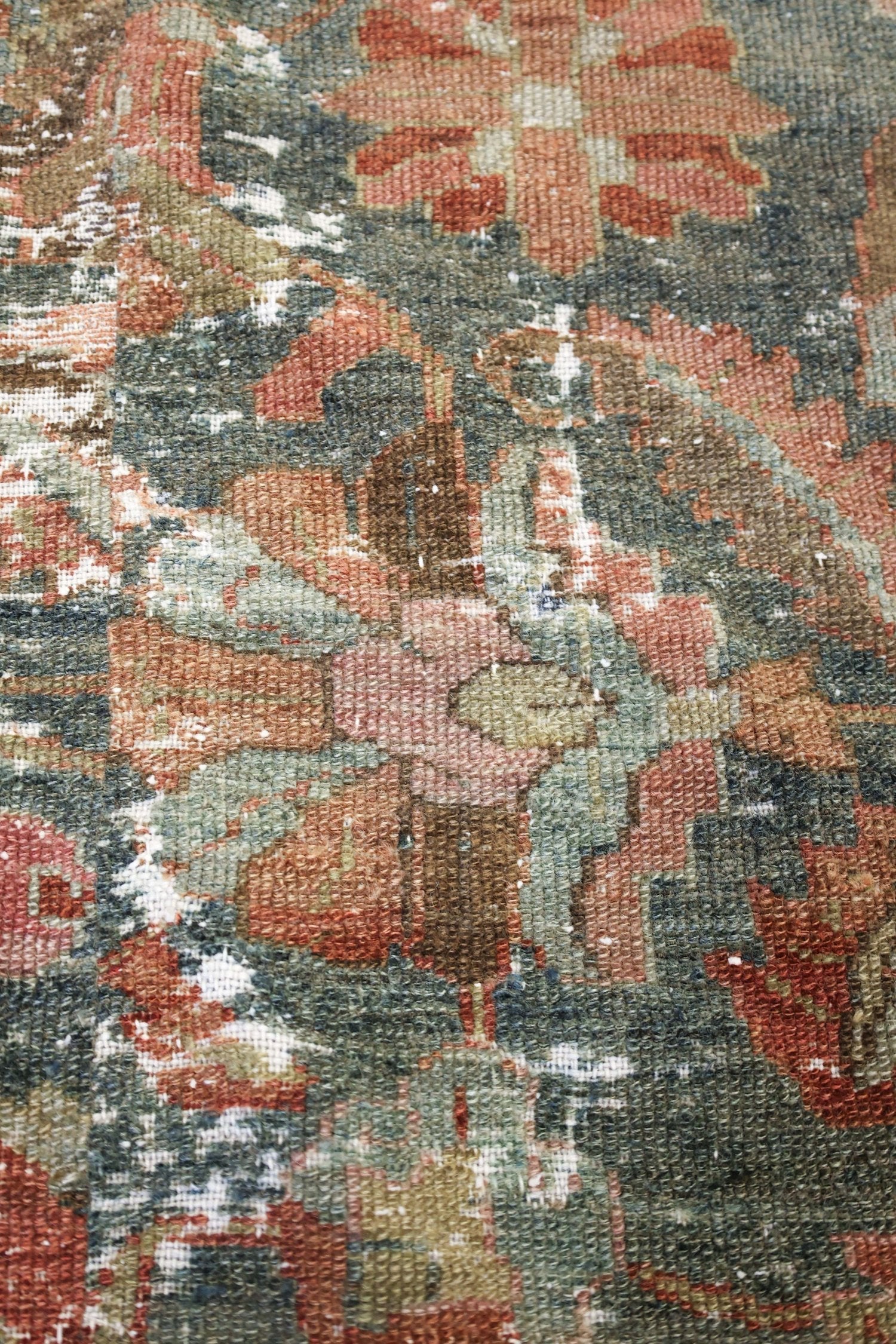 Vintage Lilihan Handwoven Transitional Rug, J75802
