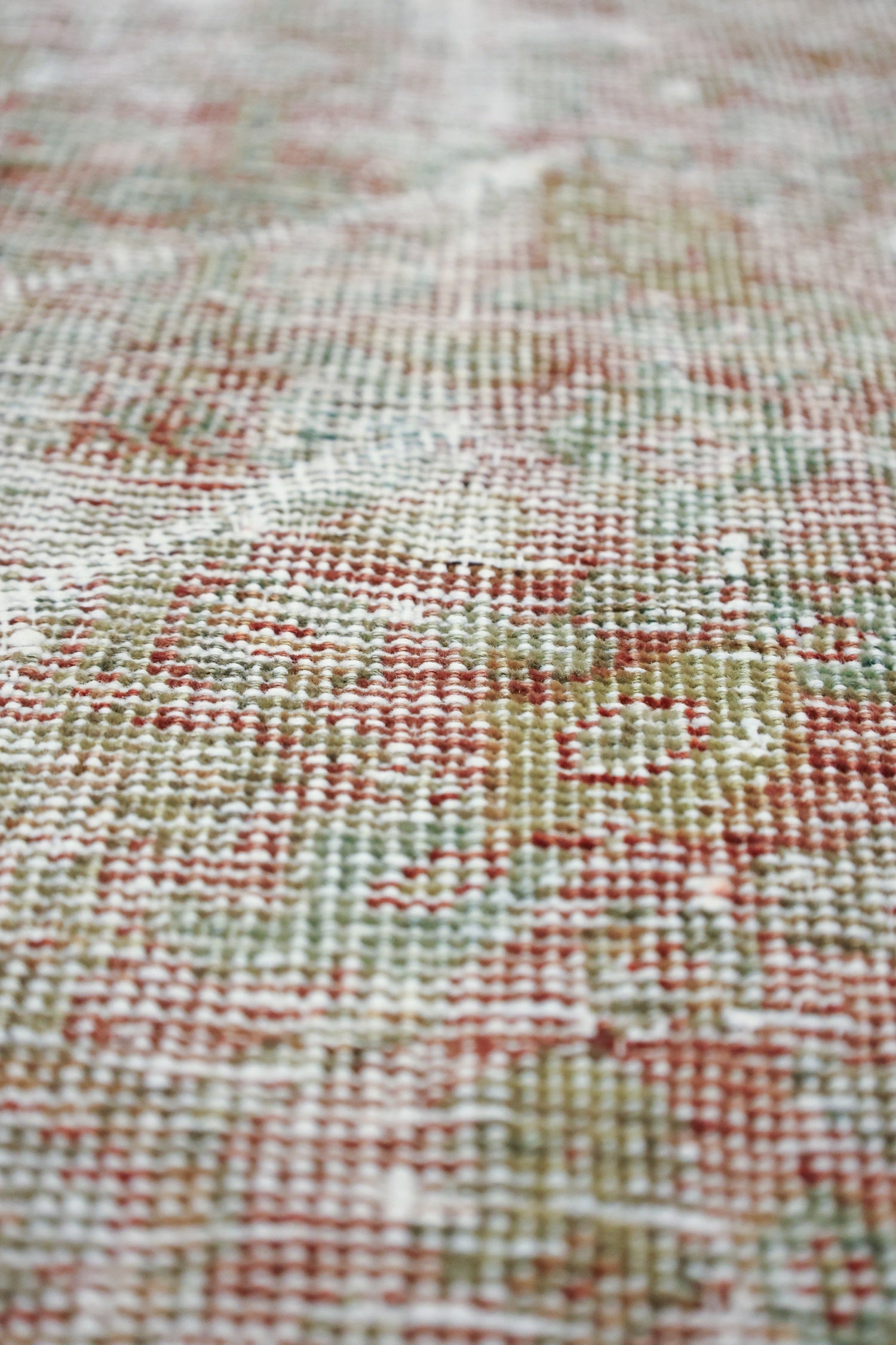 Vintage Mahal Handwoven Transitional Rug, J69254
