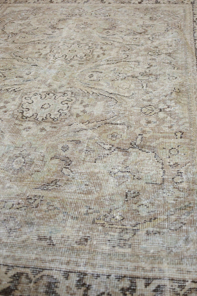 Vintage Mahal Handwoven Transitional Rug, J69263