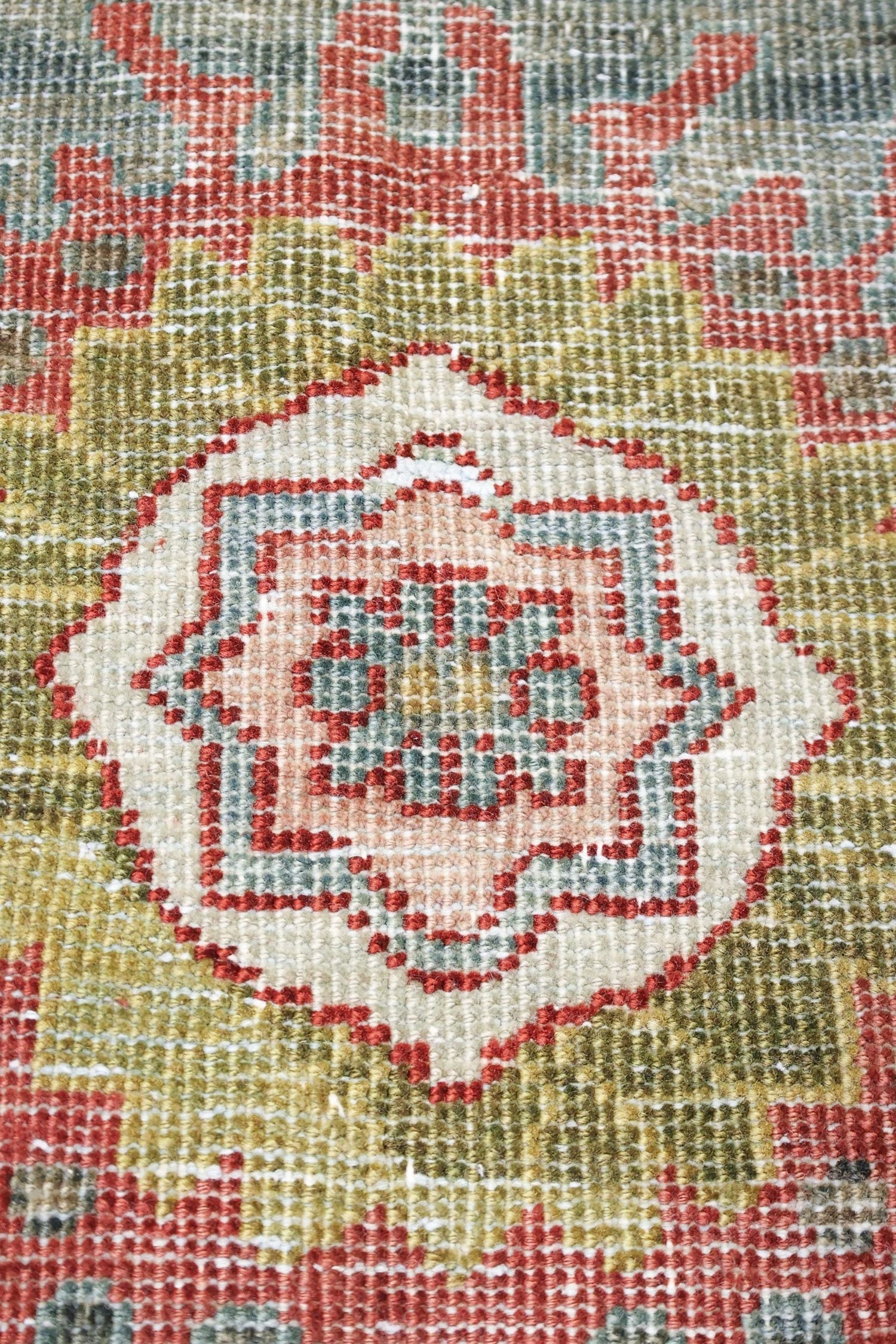 Vintage Mahal Handwoven Transitional Rug, J75677