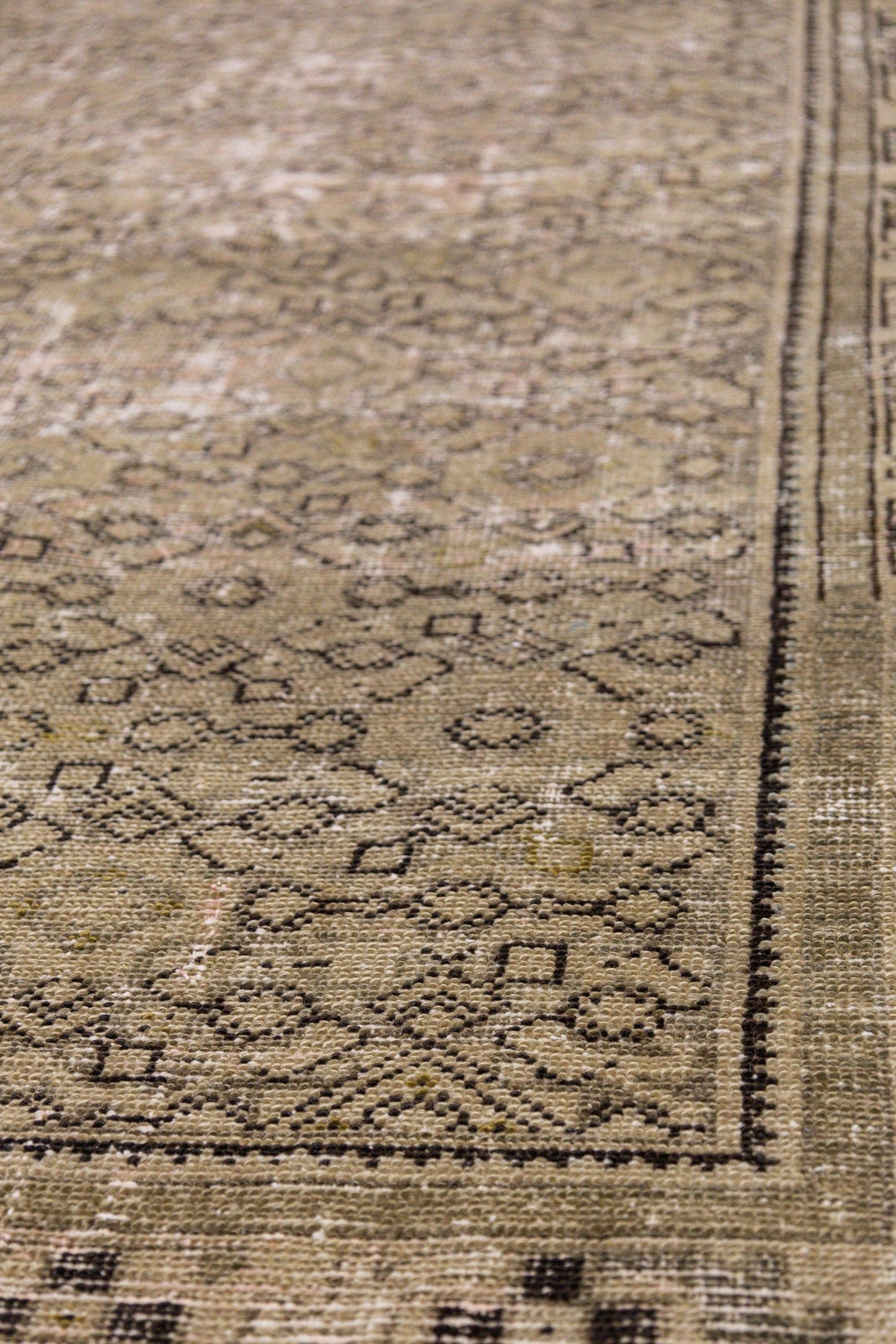 Vintage Malayer Handwoven Transitional Rug, J86442