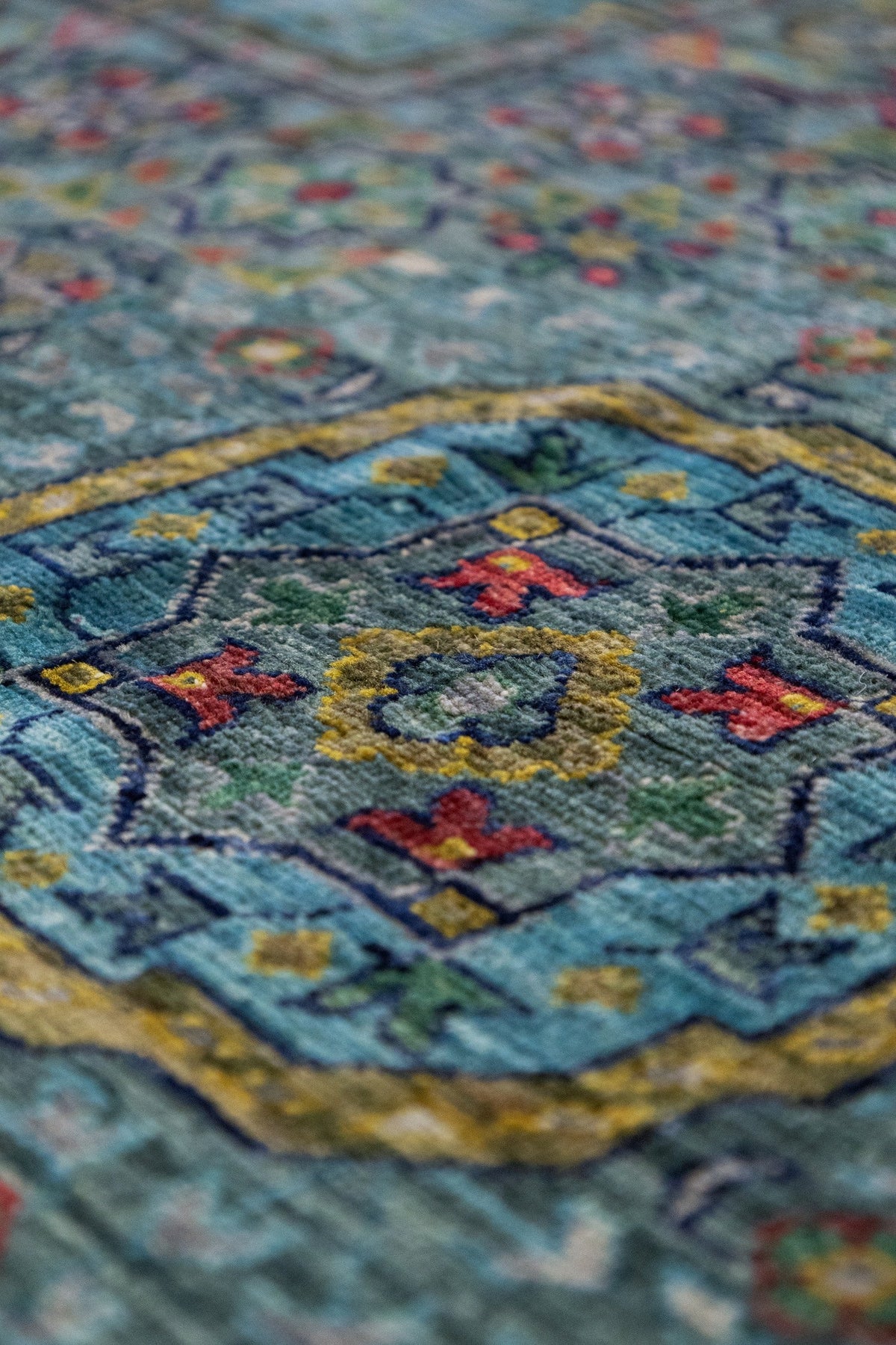 Mamluk Handwoven Transitional Rug, J89232