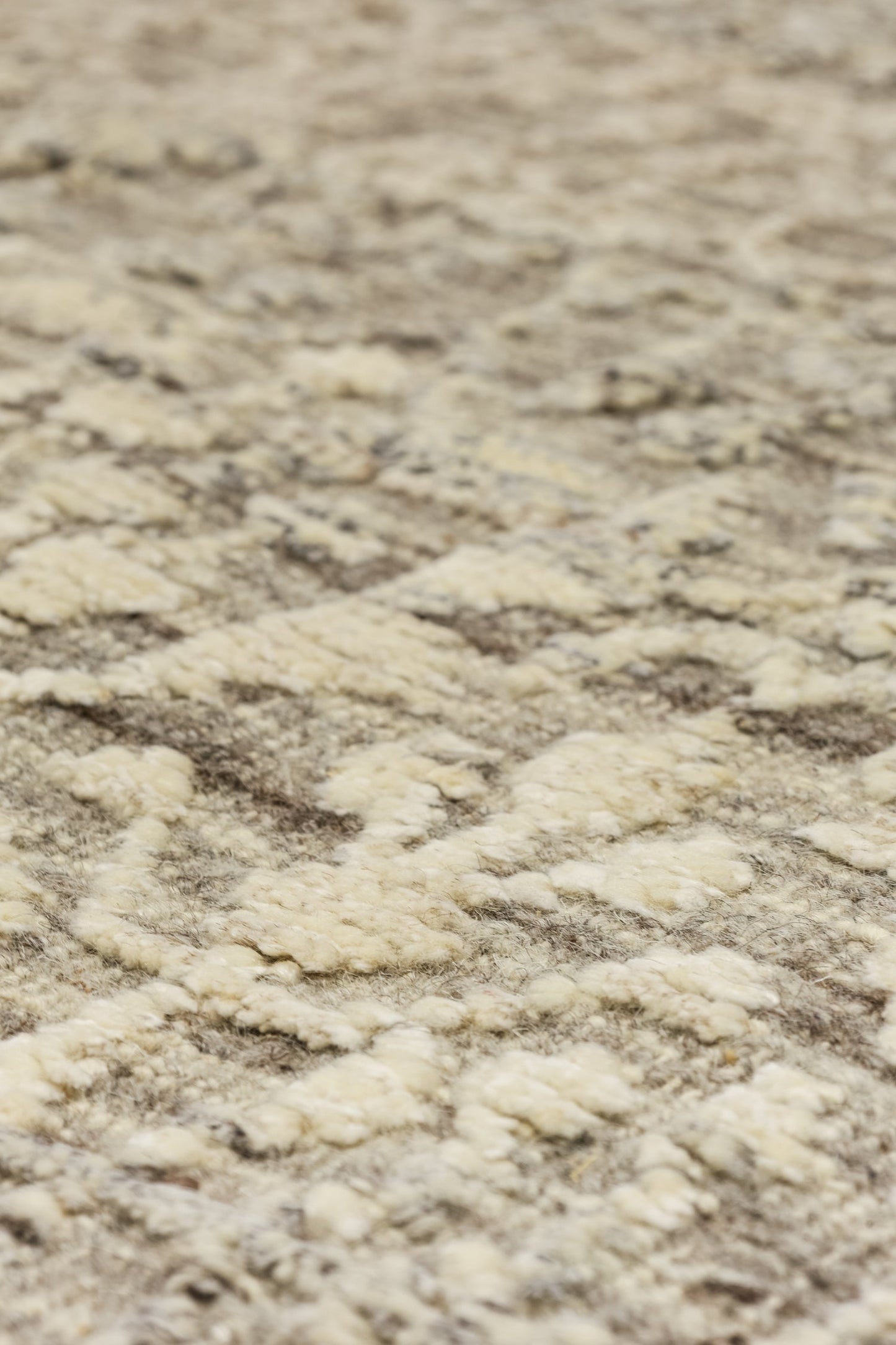 Mamluk High Low Handwoven Transitional Rug, J80826