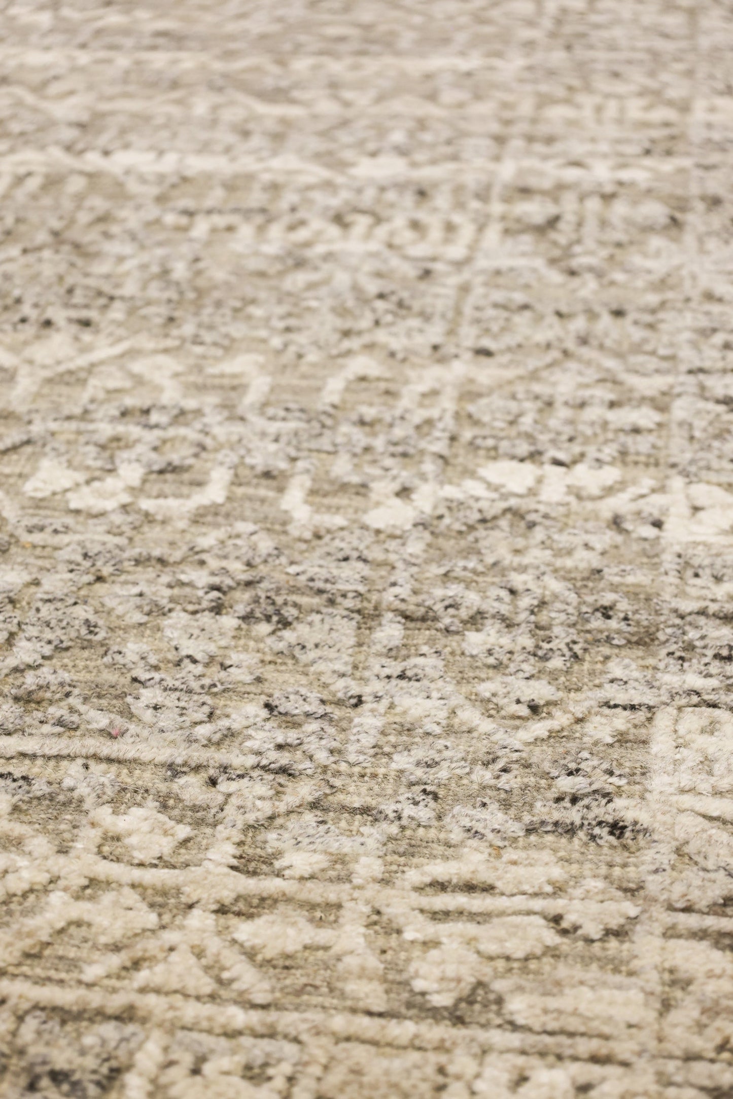 Mamluk High Low Handwoven Transitional Rug, J80890