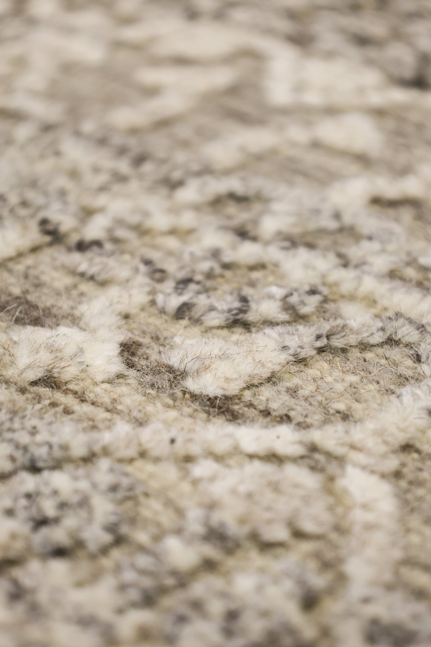 Mamluk High Low Handwoven Transitional Rug, J80890