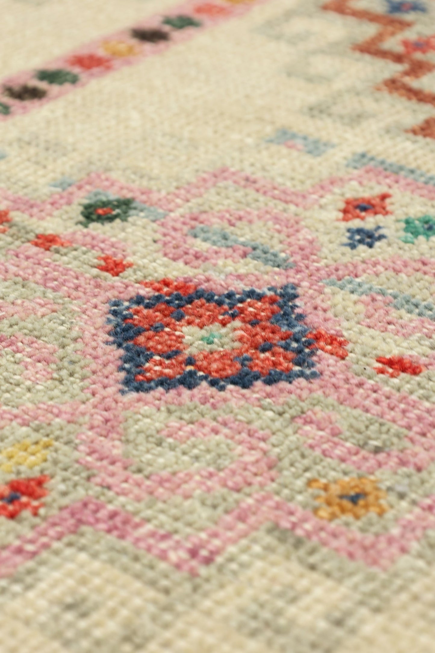 Moghan Handwoven Transitional Rug, J80602