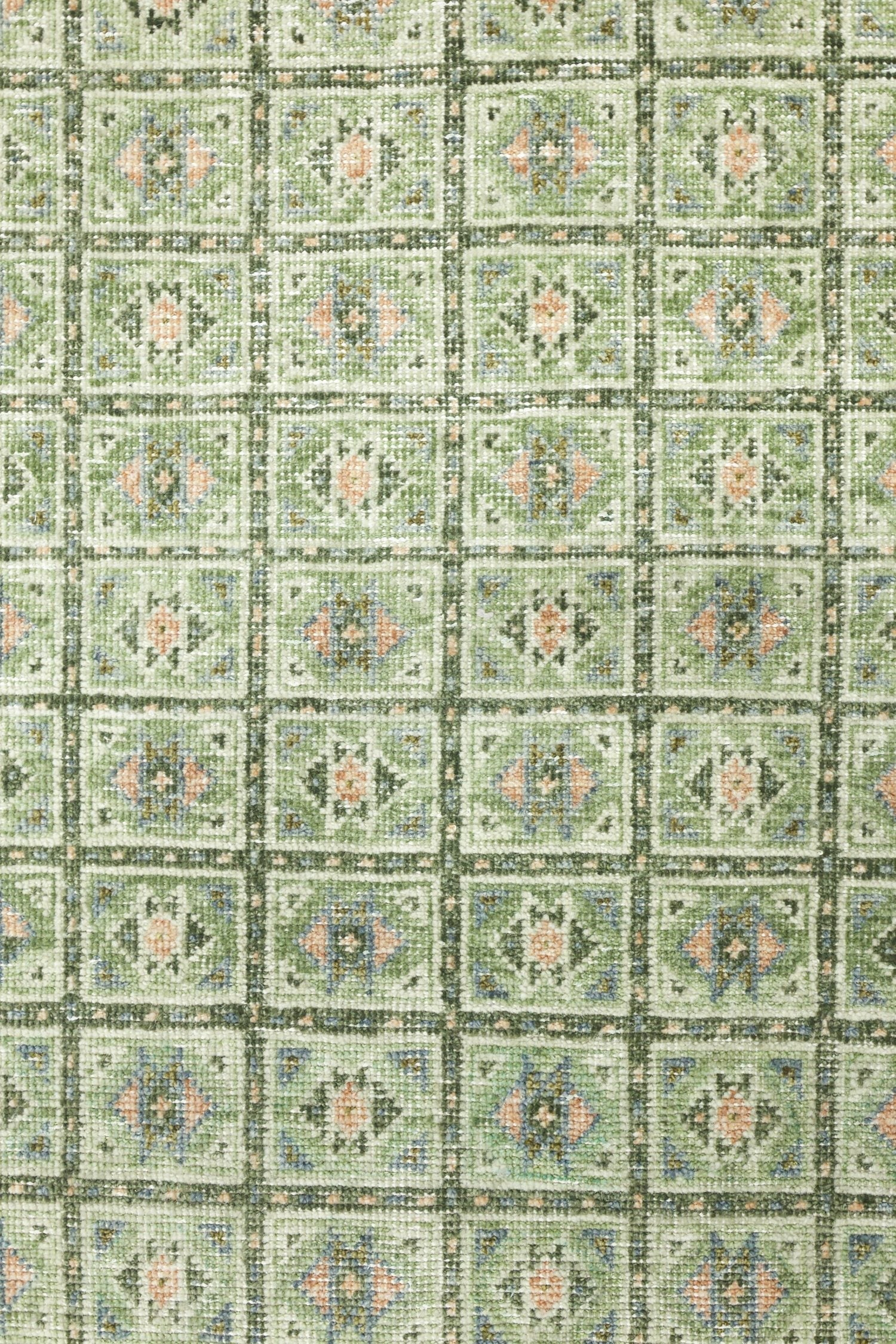 Needlepoint Handwoven Transitional Rug, J71364