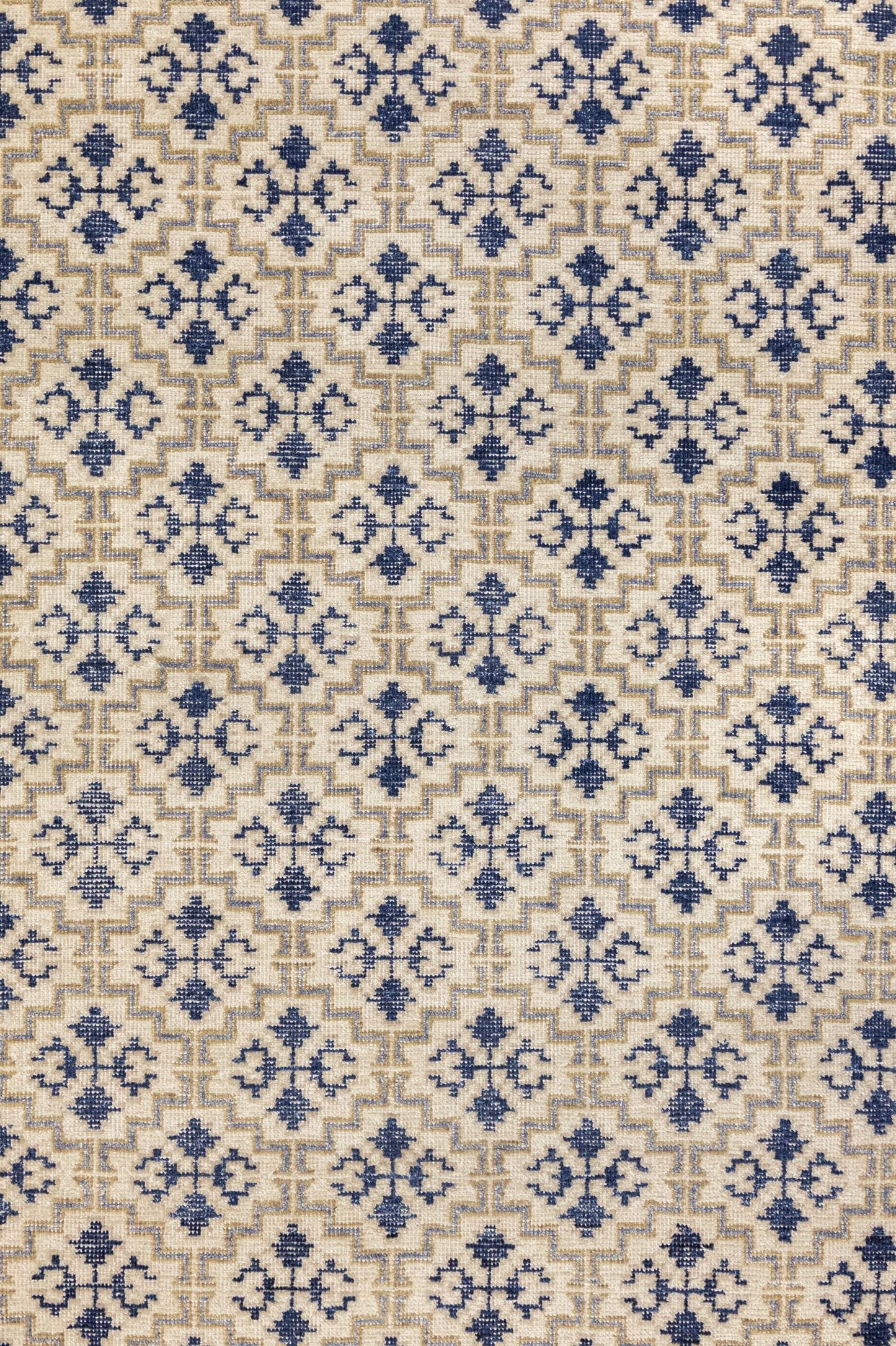 Nordic Needlepoint Handwoven Transitional Rug, J87617