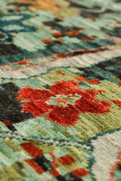 Palmette Handwoven Transitional Rug, J81094