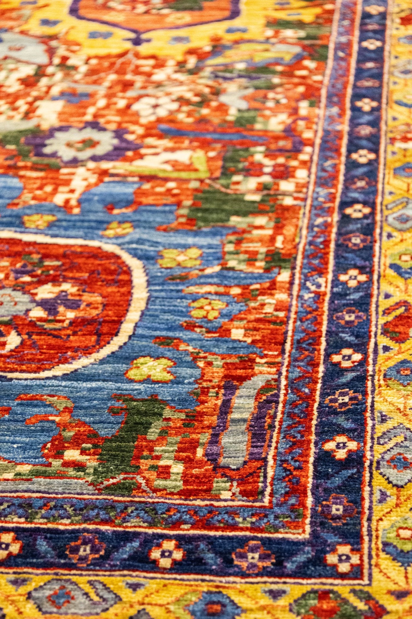 Palmette Handwoven Transitional Rug, J87747