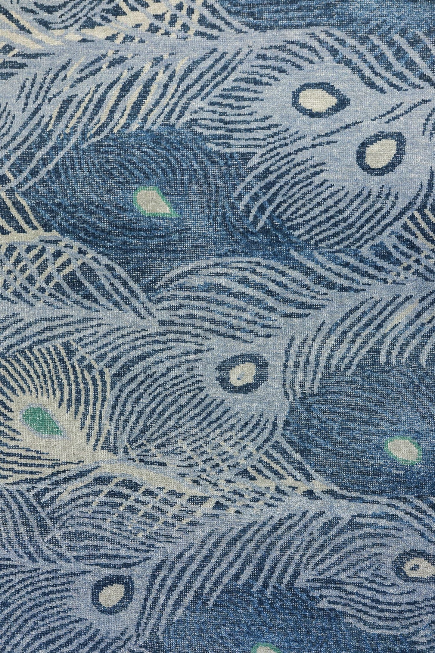 Peacock Feather Handwoven Transitional Rug, J79994