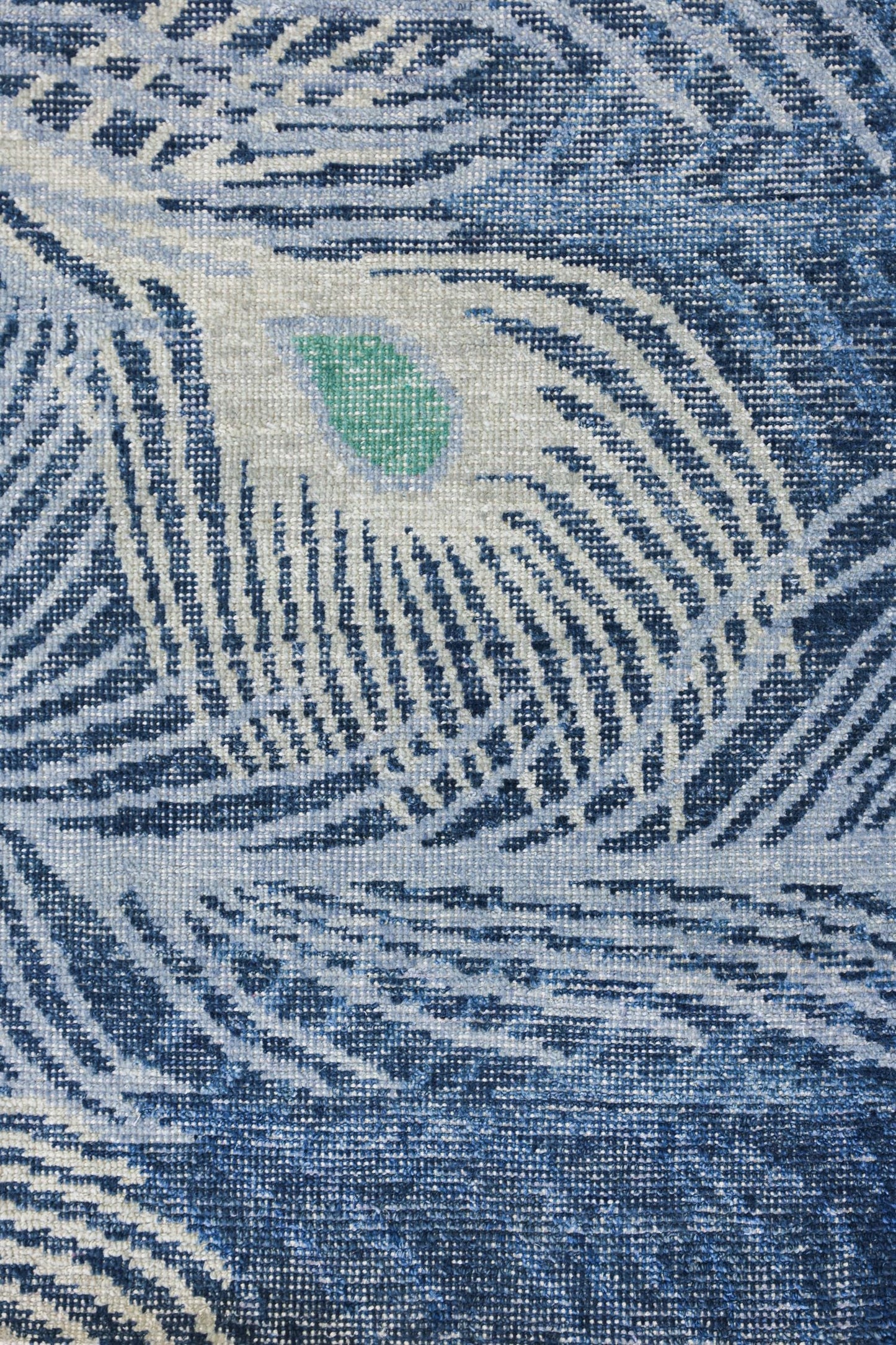 Peacock Feather Handwoven Transitional Rug, J80016