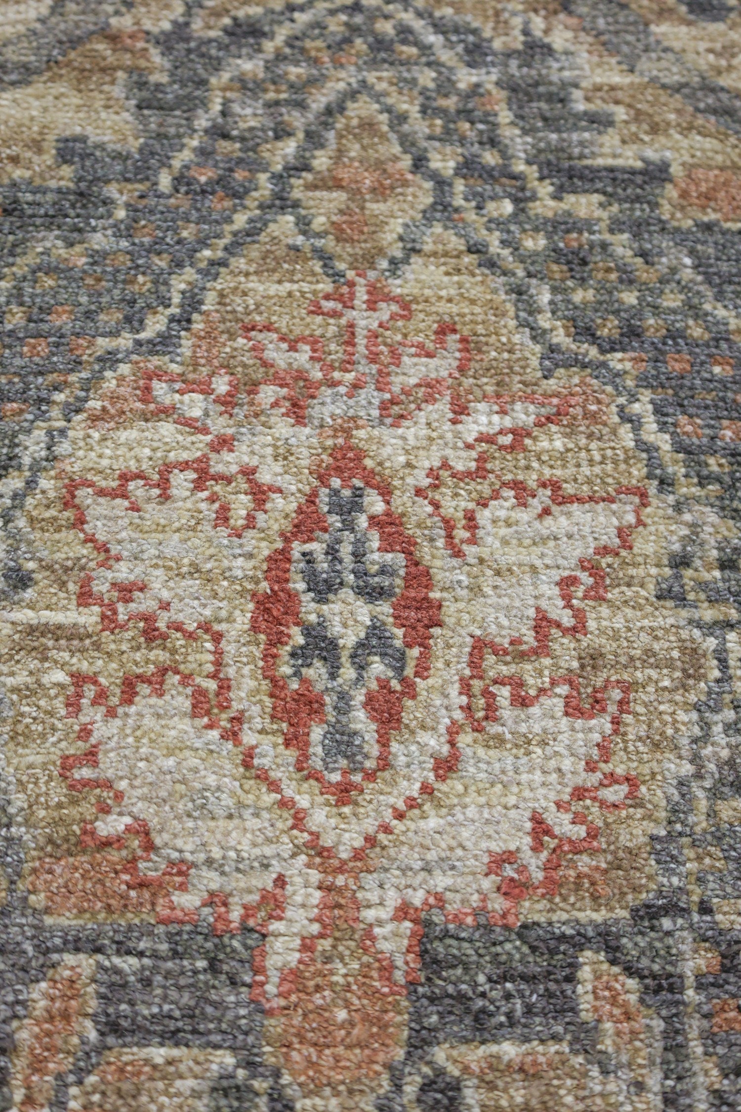 Persian Trellis Handwoven Transitional Rug, J75787