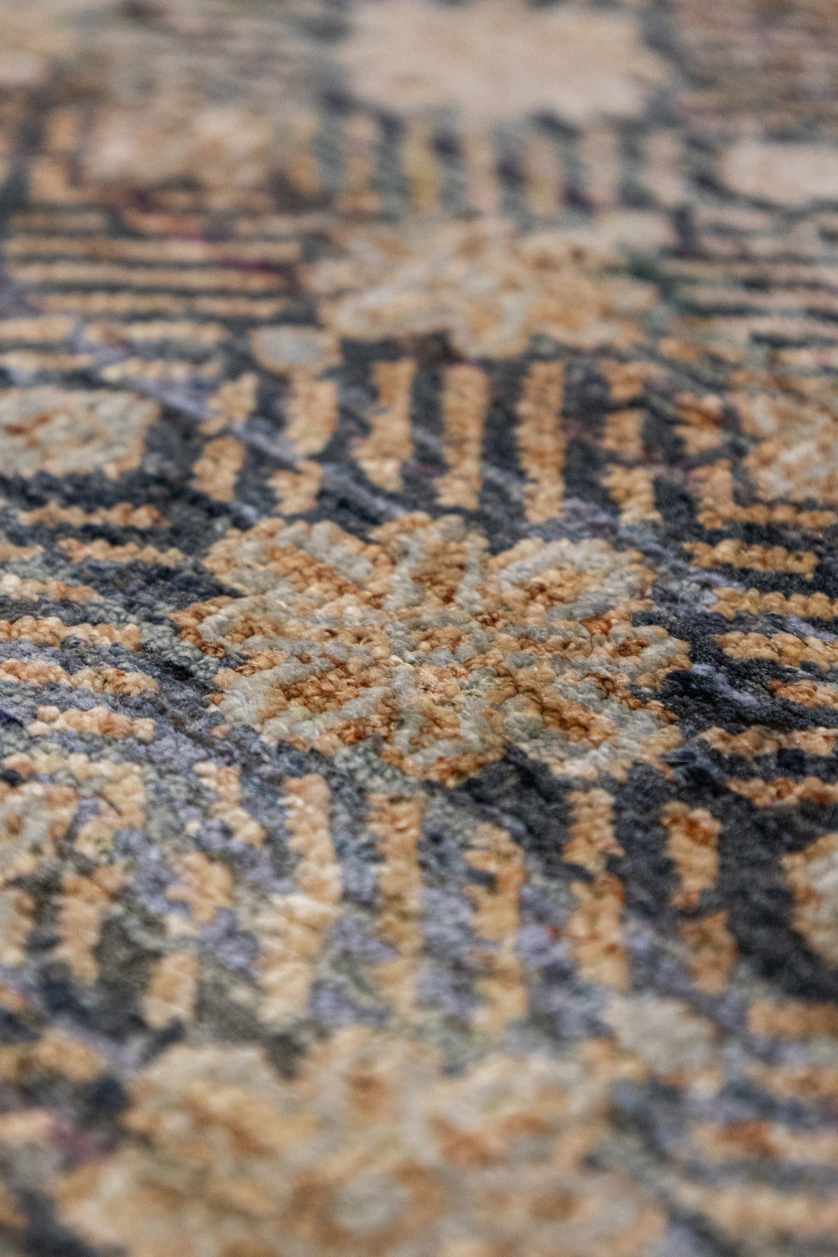 Petite Repeat Handwoven Transitional Rug, J88444
