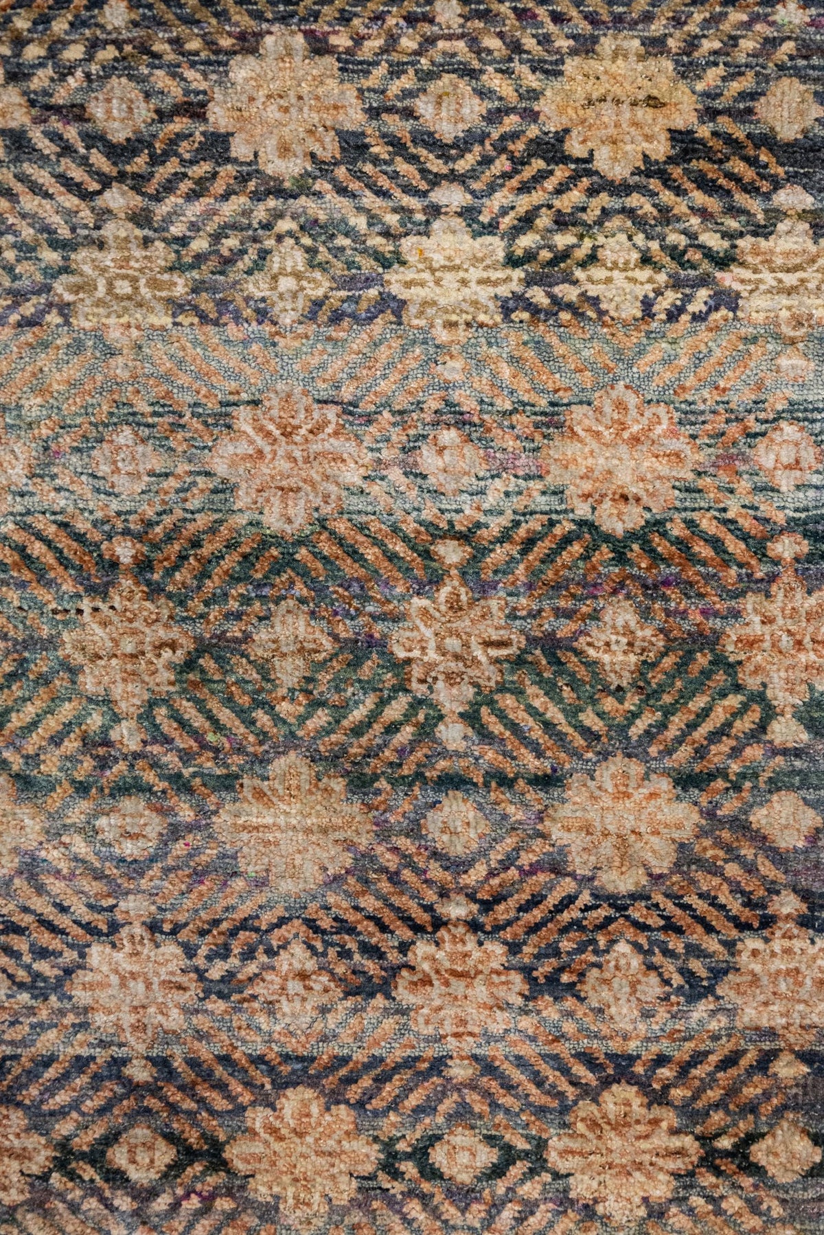 Petite Repeat Handwoven Transitional Rug, J88444