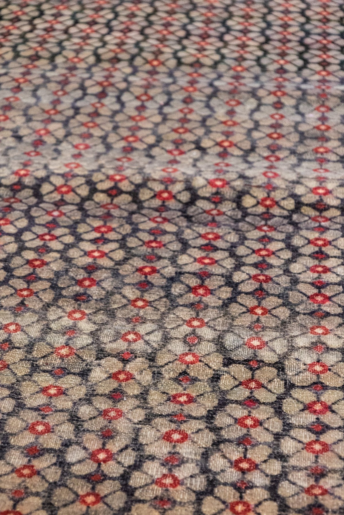 Petite Repeat Handwoven Transitional Rug, J88446