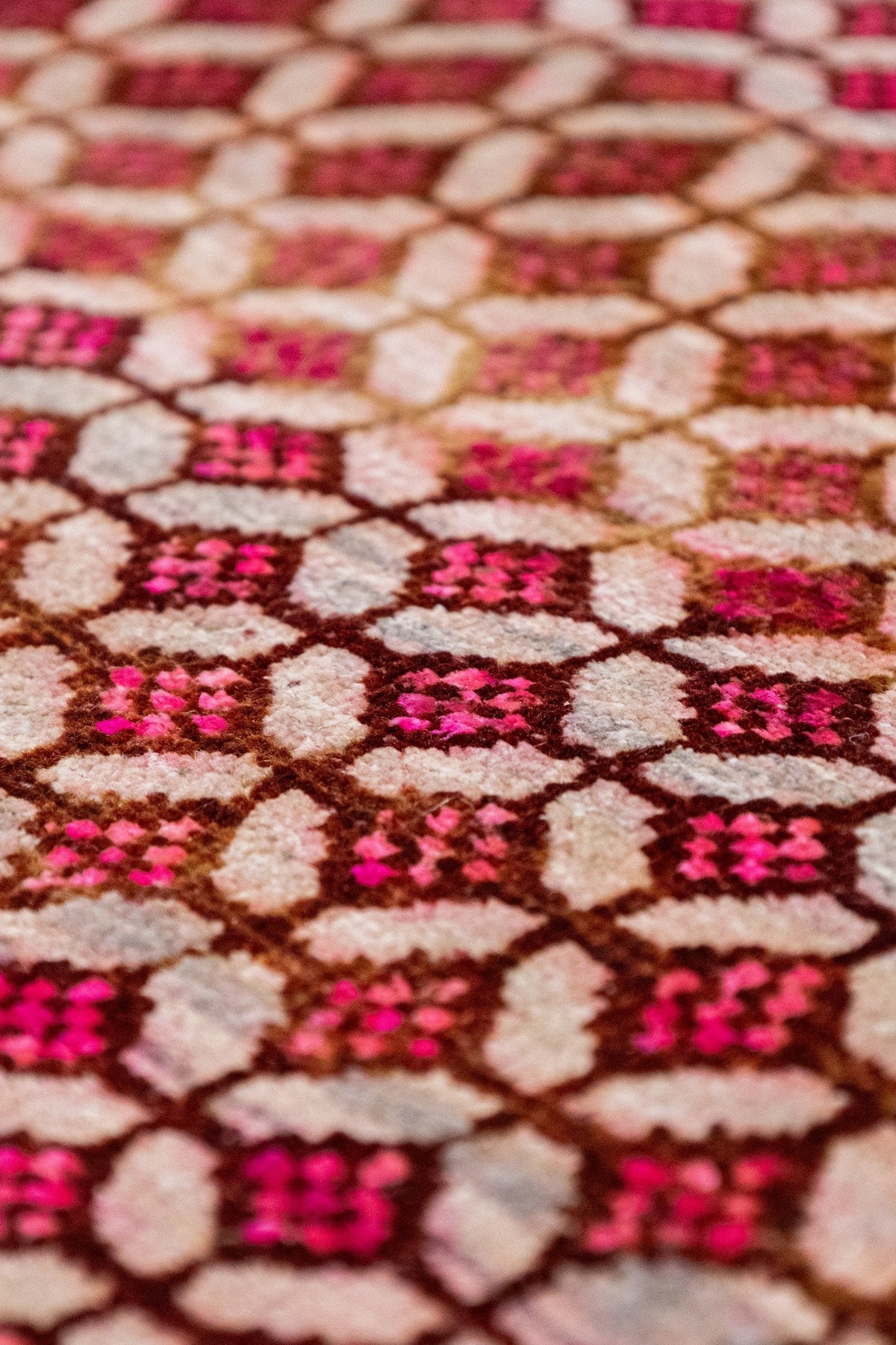 Petite Repeat Handwoven Transitional Rug, J88447