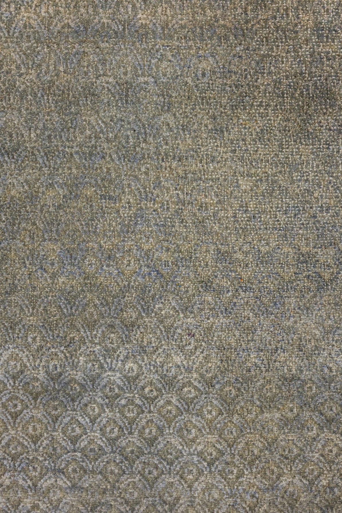 Petite Repeat Handwoven Transitional Rug, J88460
