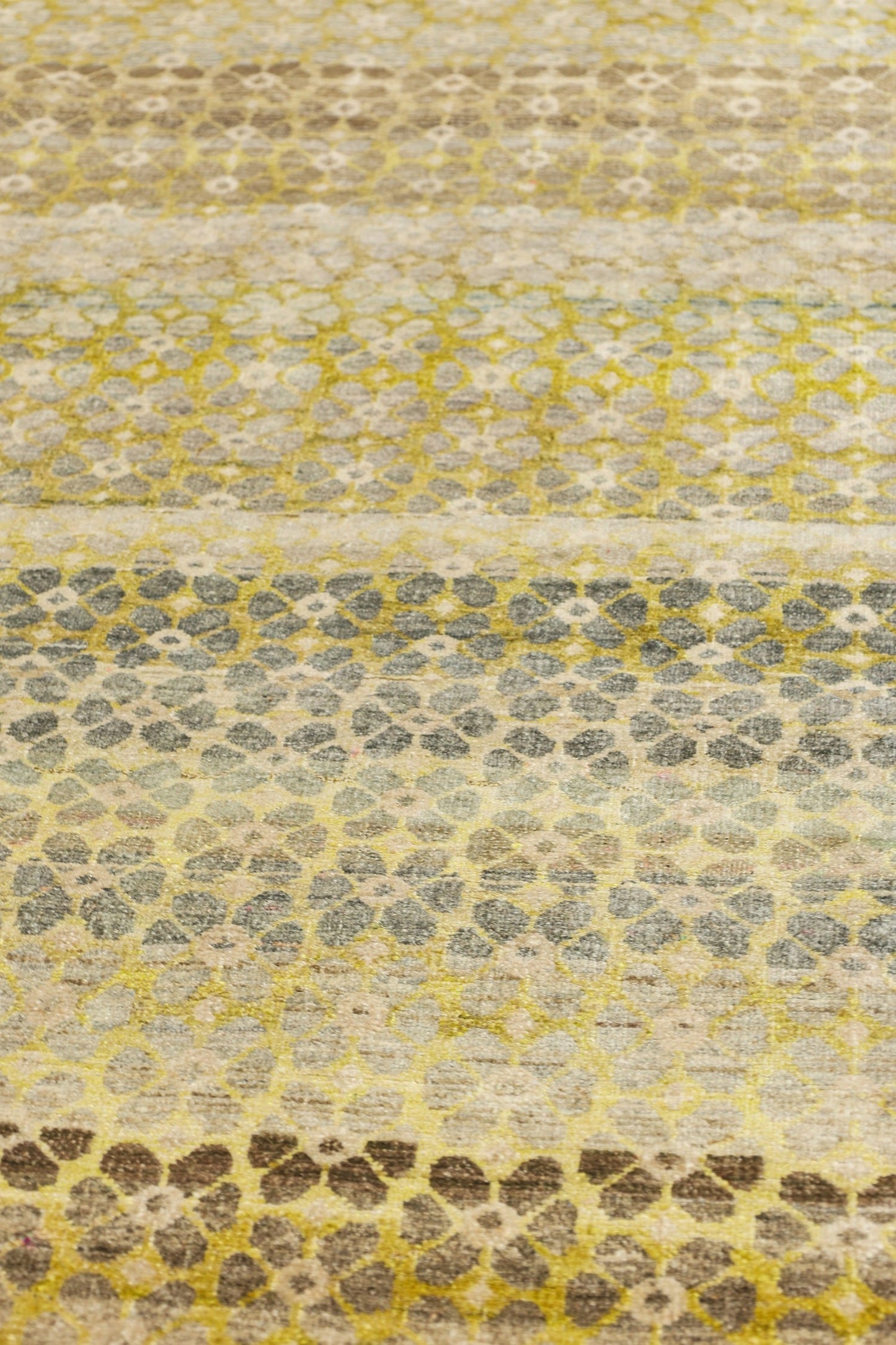 Petite Repeat Handwoven Transitional Rug, J80561