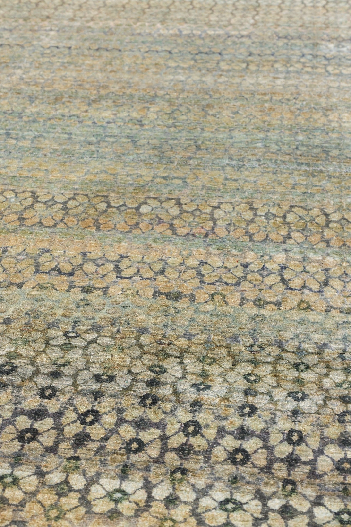 Petite Repeat Handwoven Transitional Rug, J80563