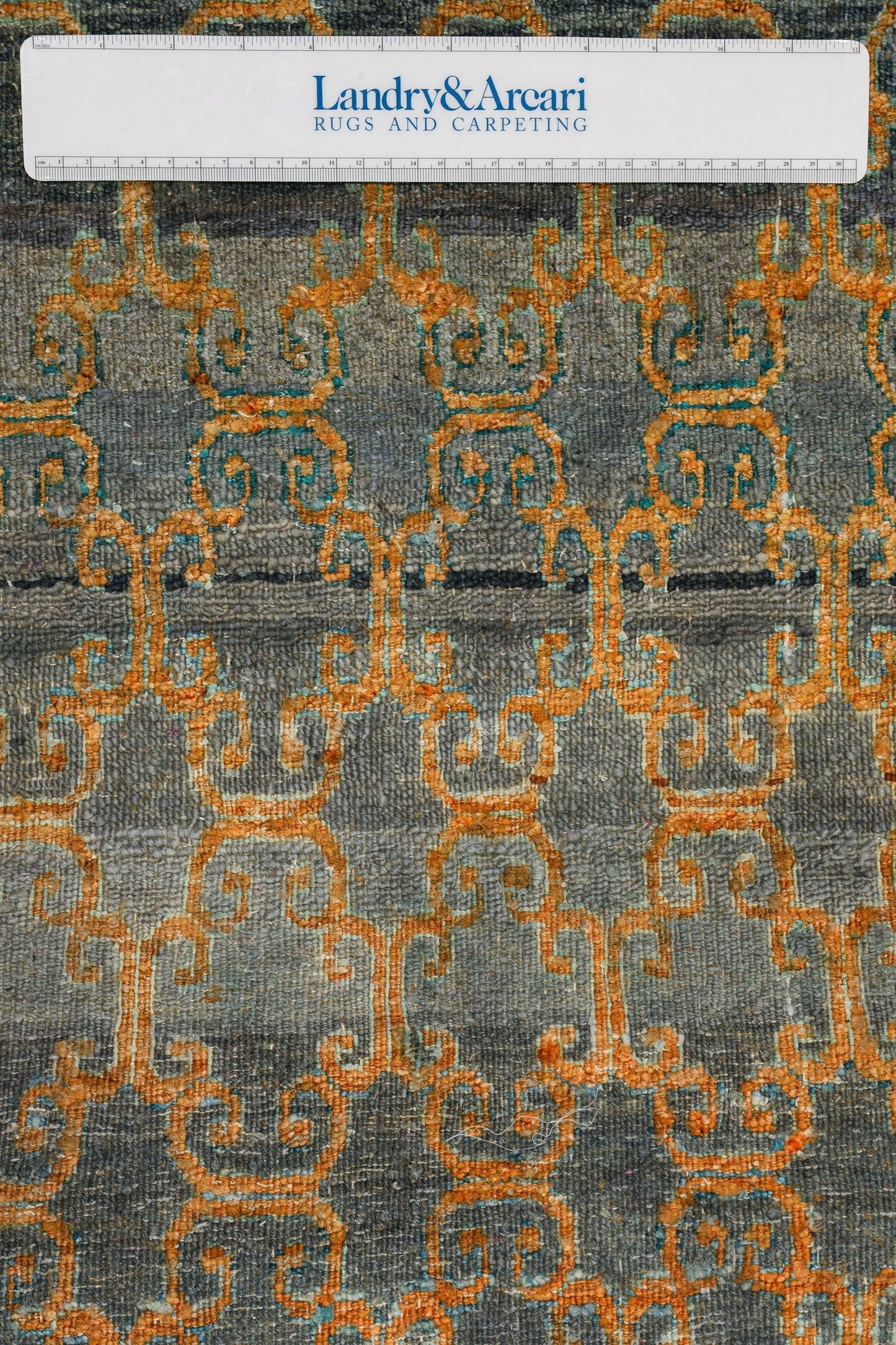 Petite Samarkand Handwoven Transitional Rug, J80576