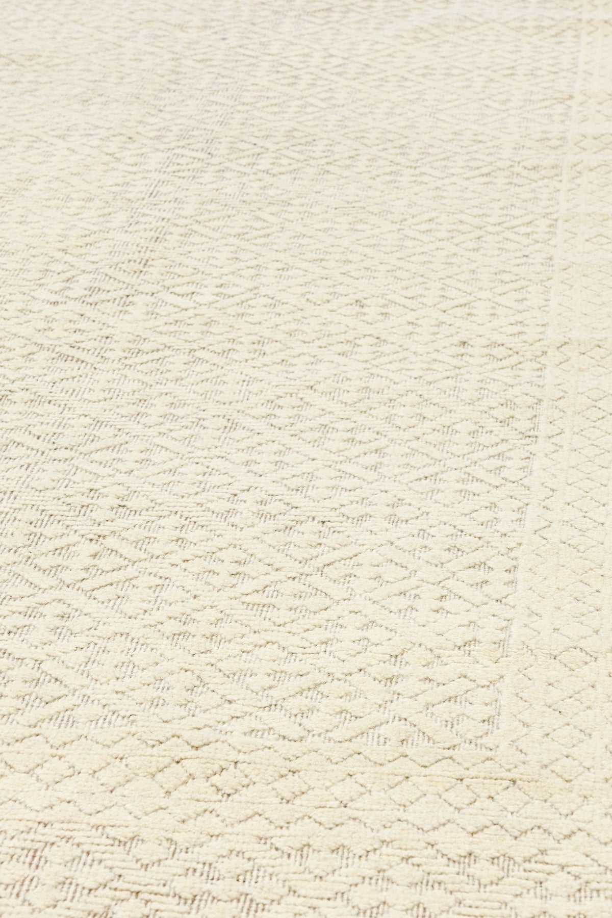 Philippe Handwoven Transitional Rug, J80857