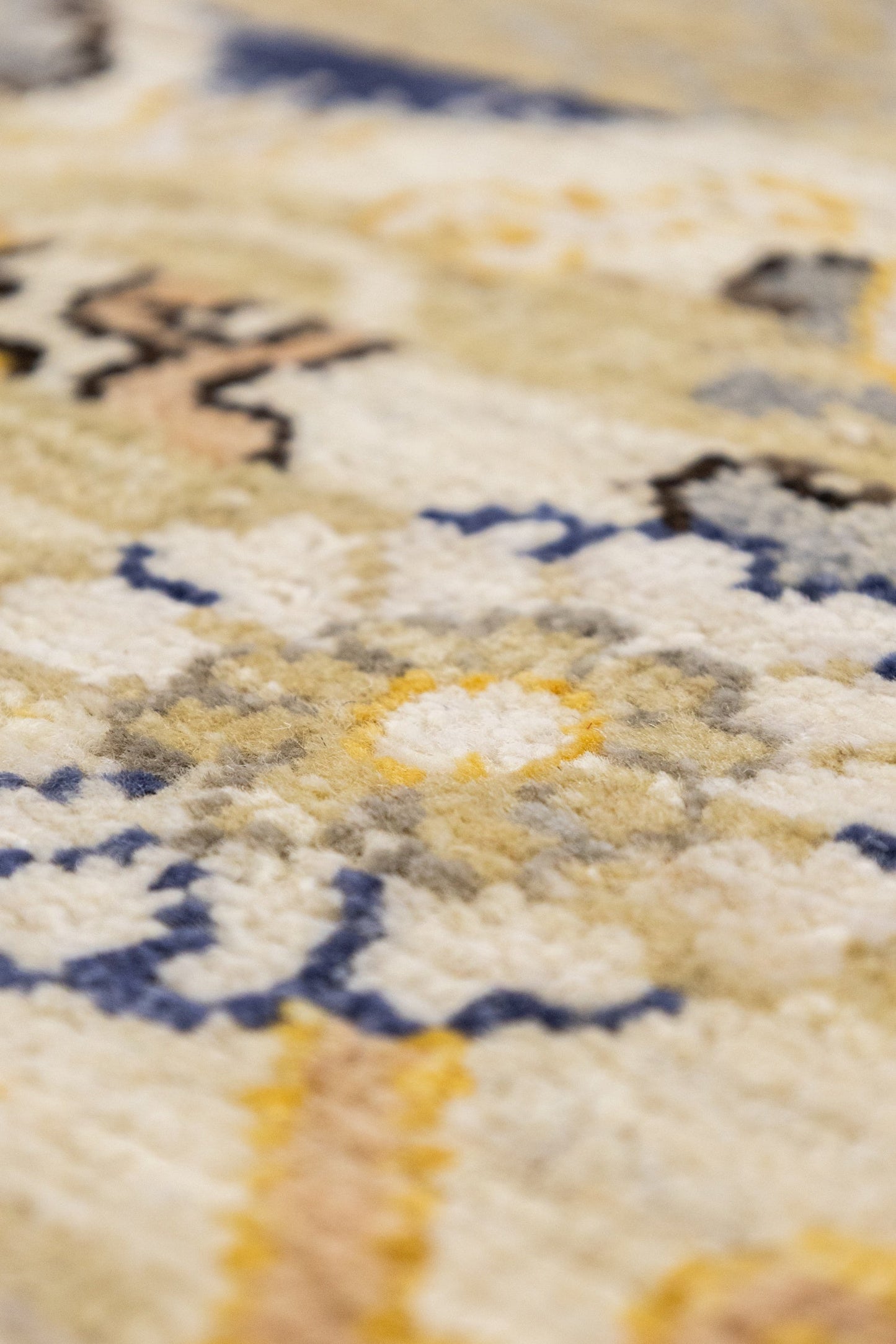 Samarkand Handwoven Transitional Rug, J88875