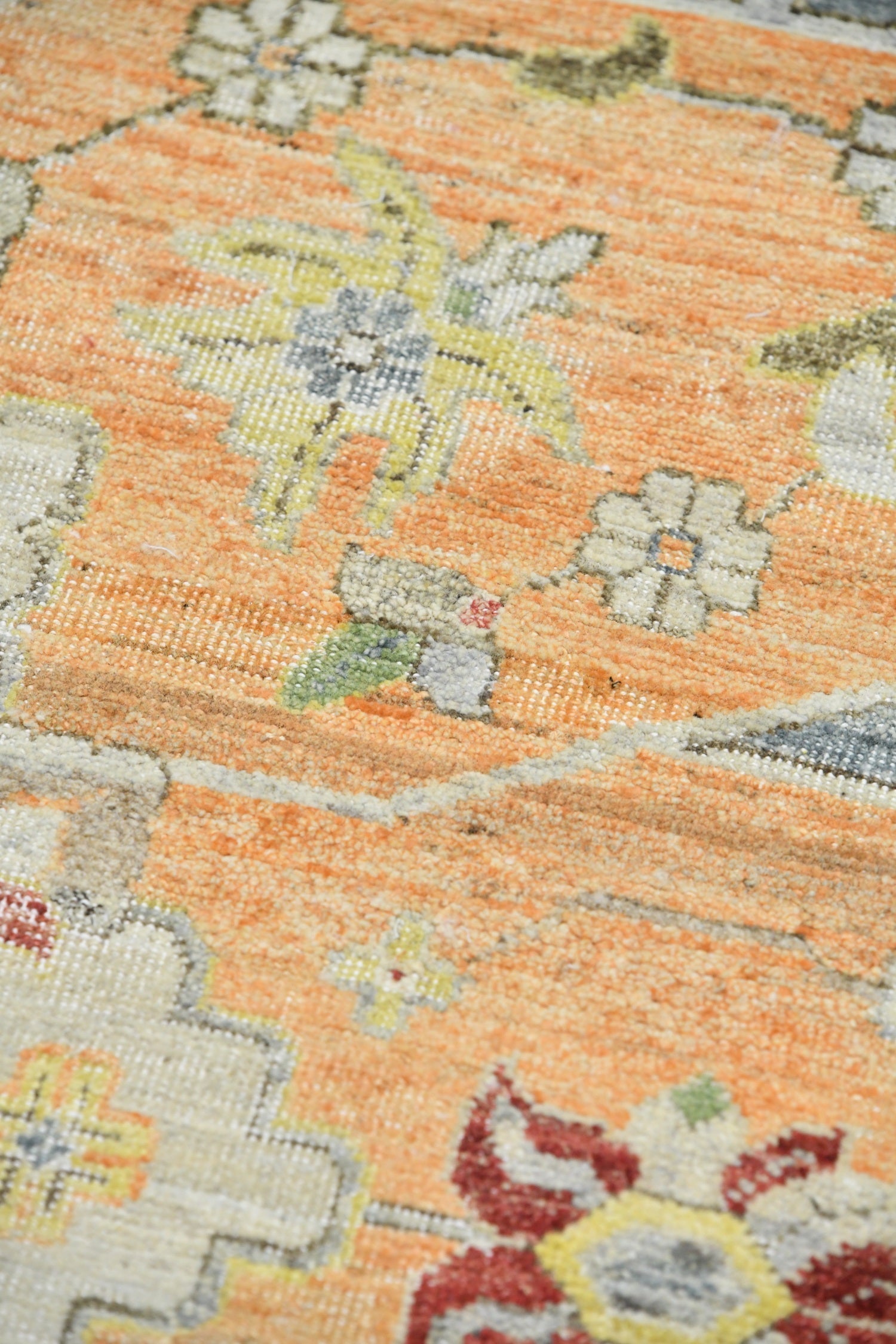 Serapi Handwoven Transitional Rug, J70328
