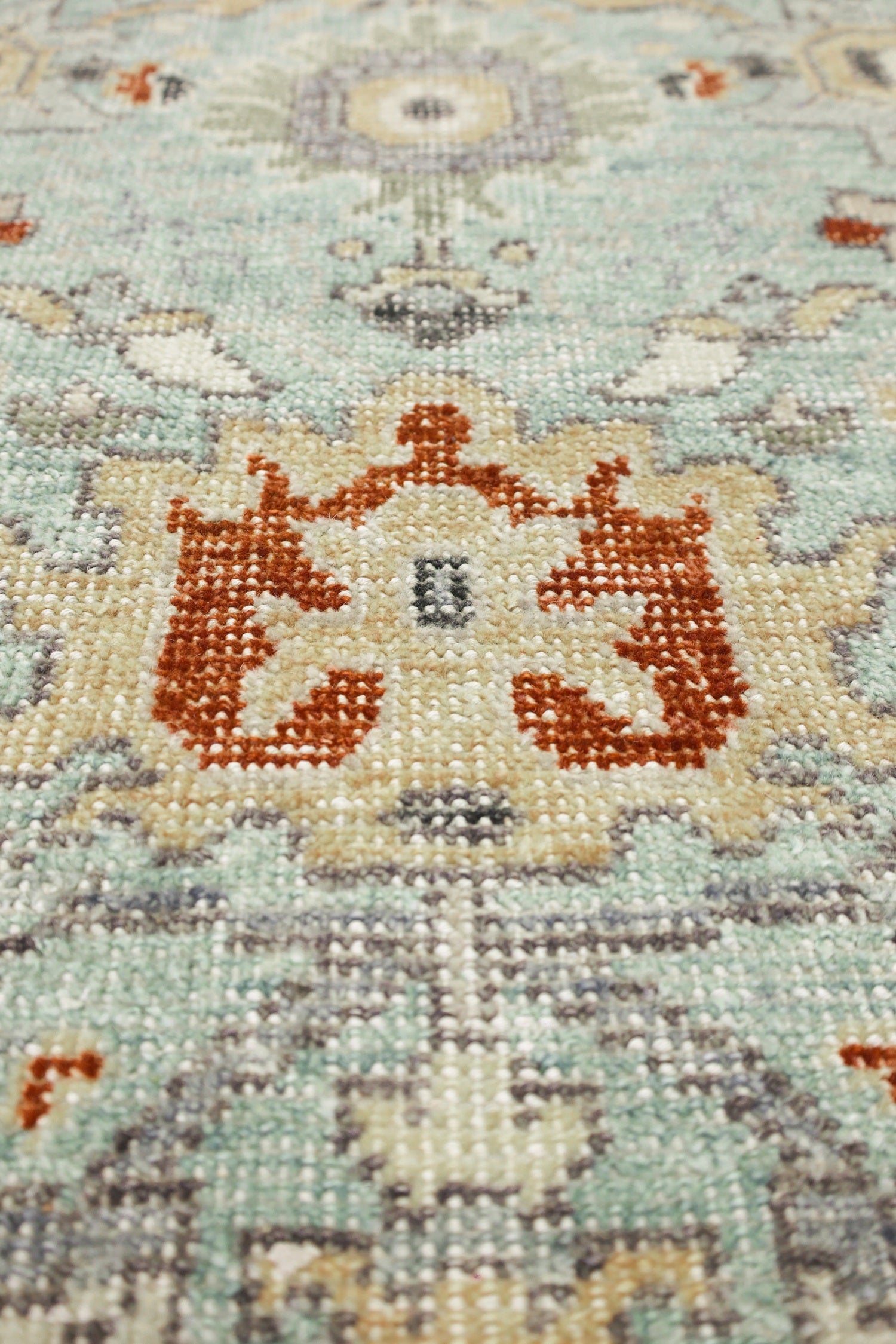 Serapi Handwoven Transitional Rug, J71365