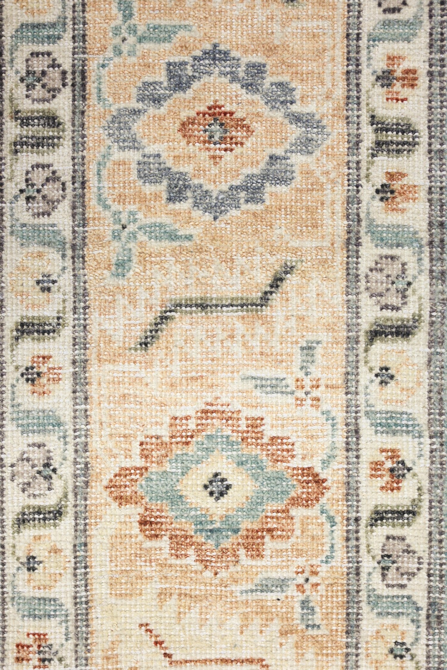 Serapi Handwoven Transitional Rug, J71440