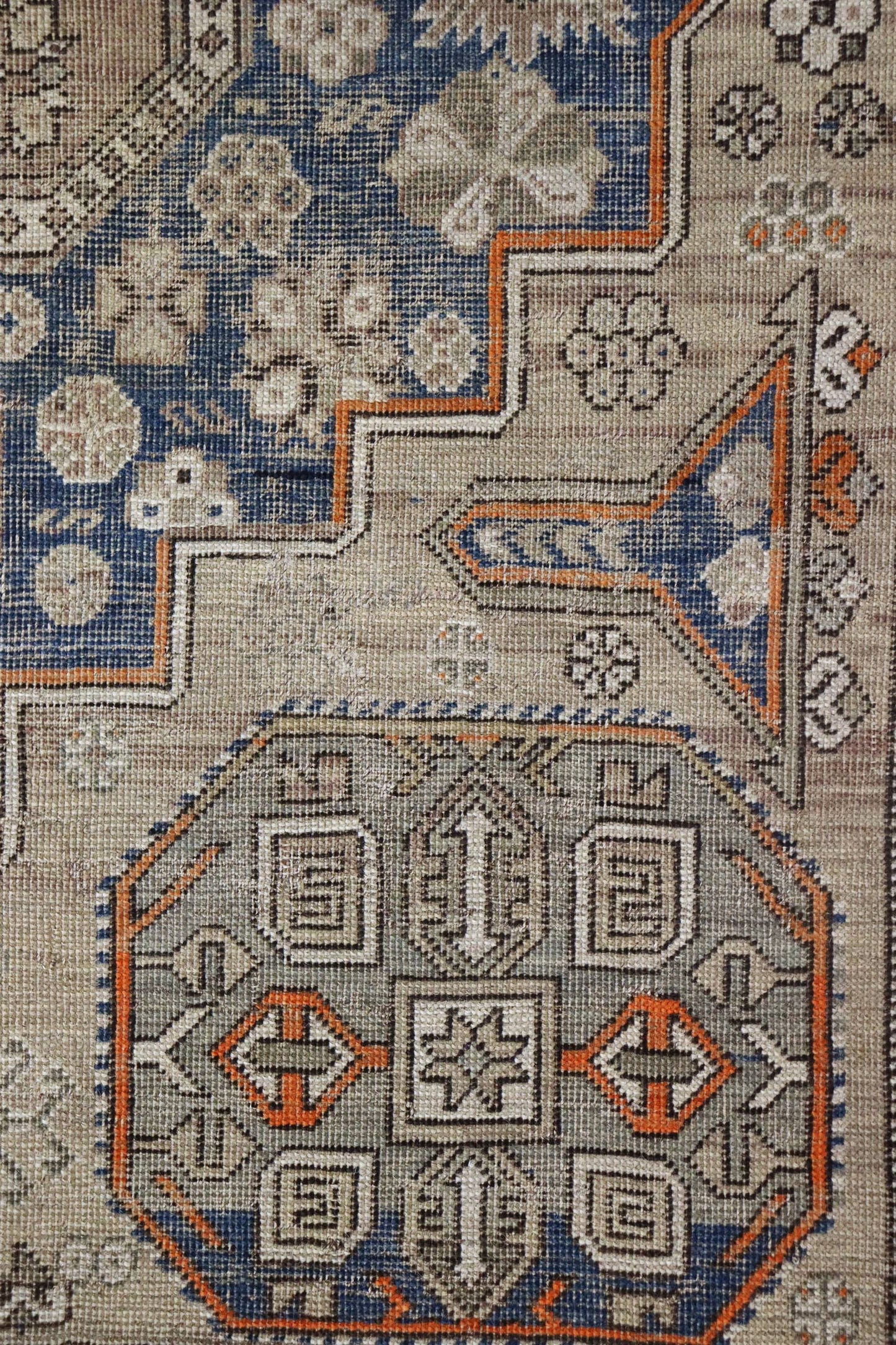 Vintage Shirvan Handwoven Transitional Rug, J66697