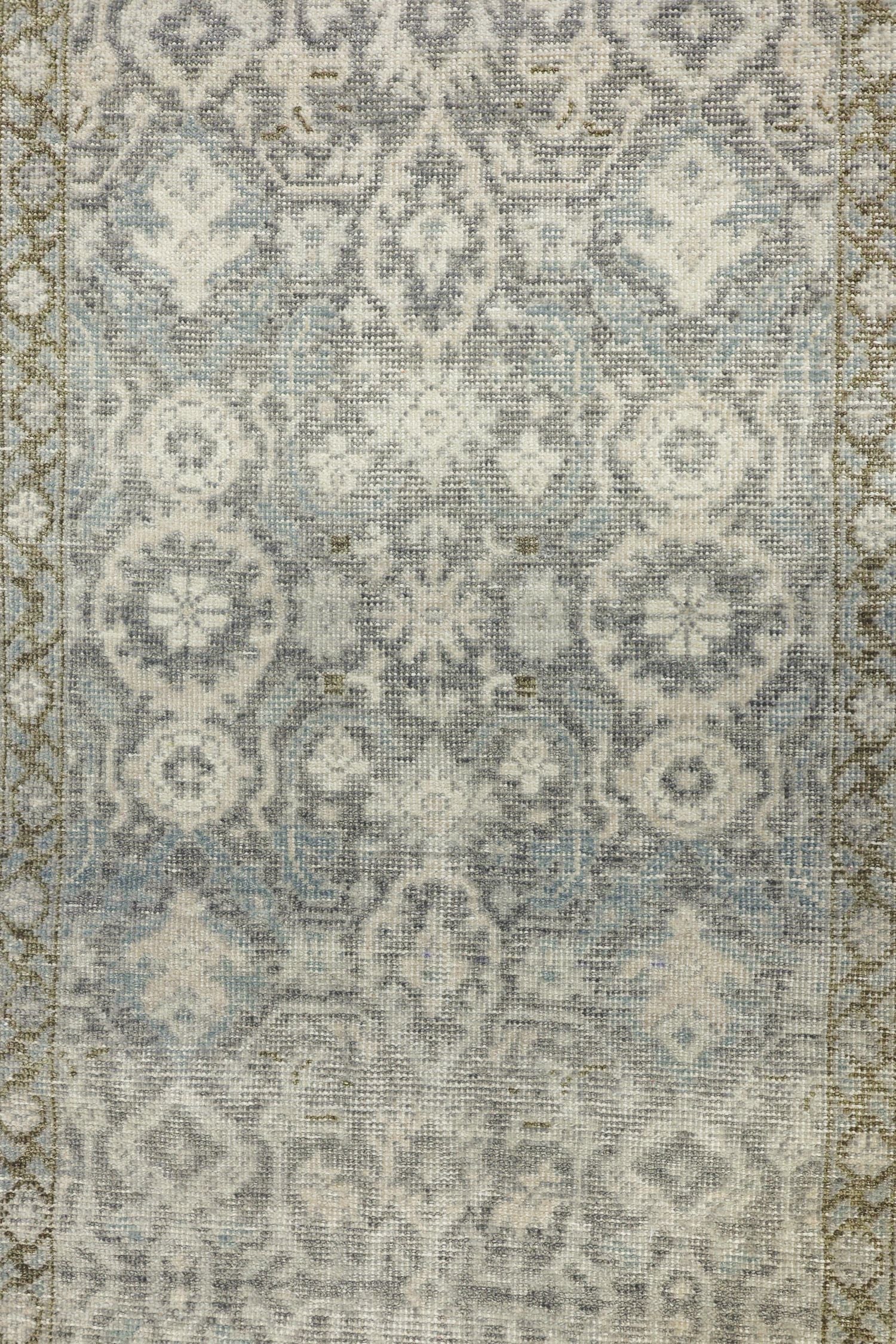 Sivas Handwoven Transitional Rug, J71359
