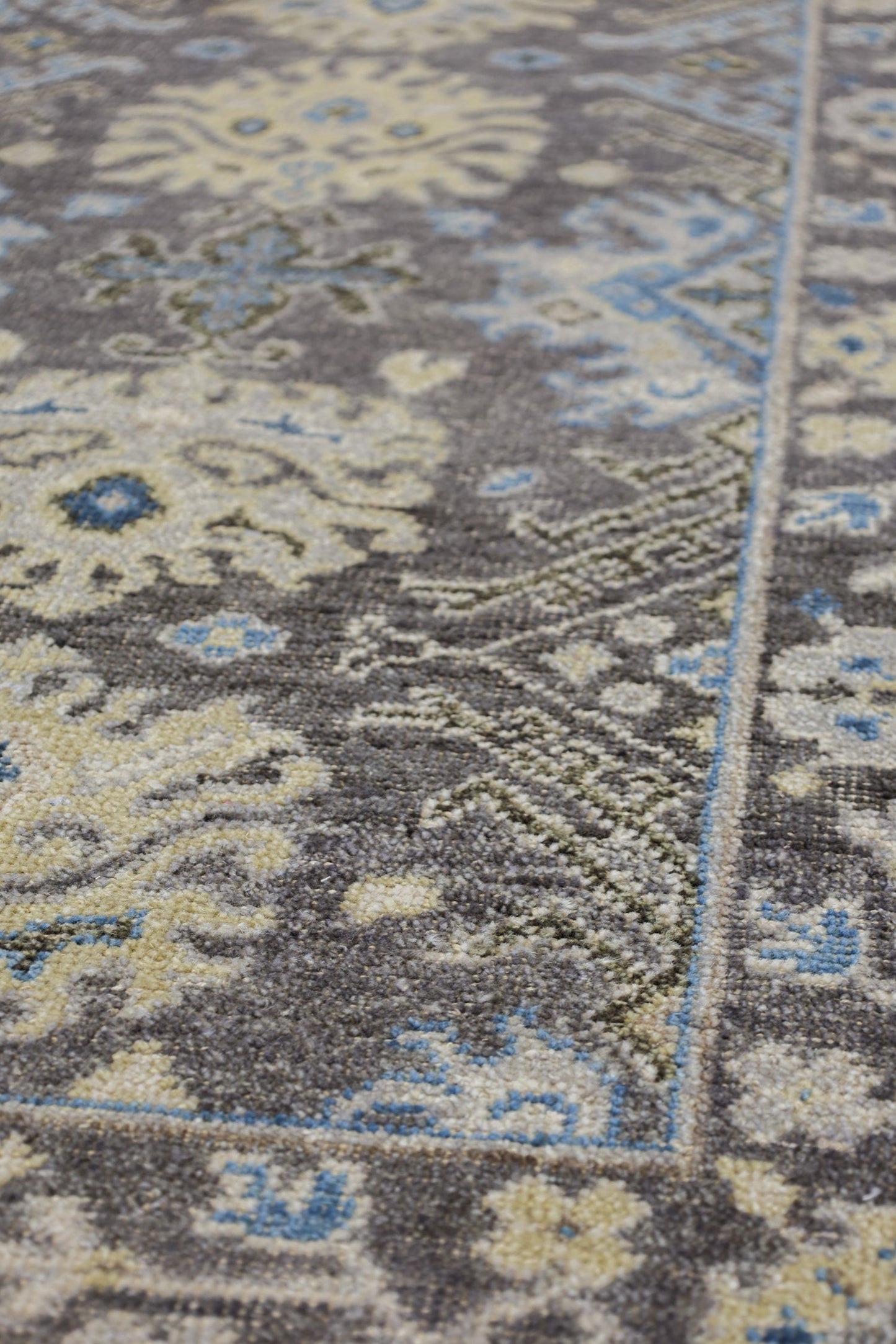 Smirna Handwoven Transitional Rug, J79982