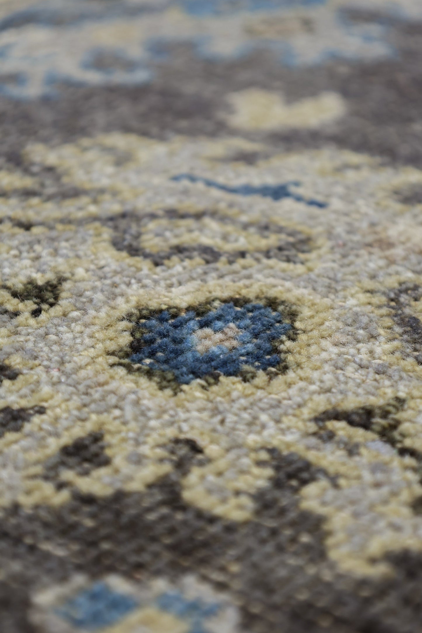 Smirna Handwoven Transitional Rug, J79982