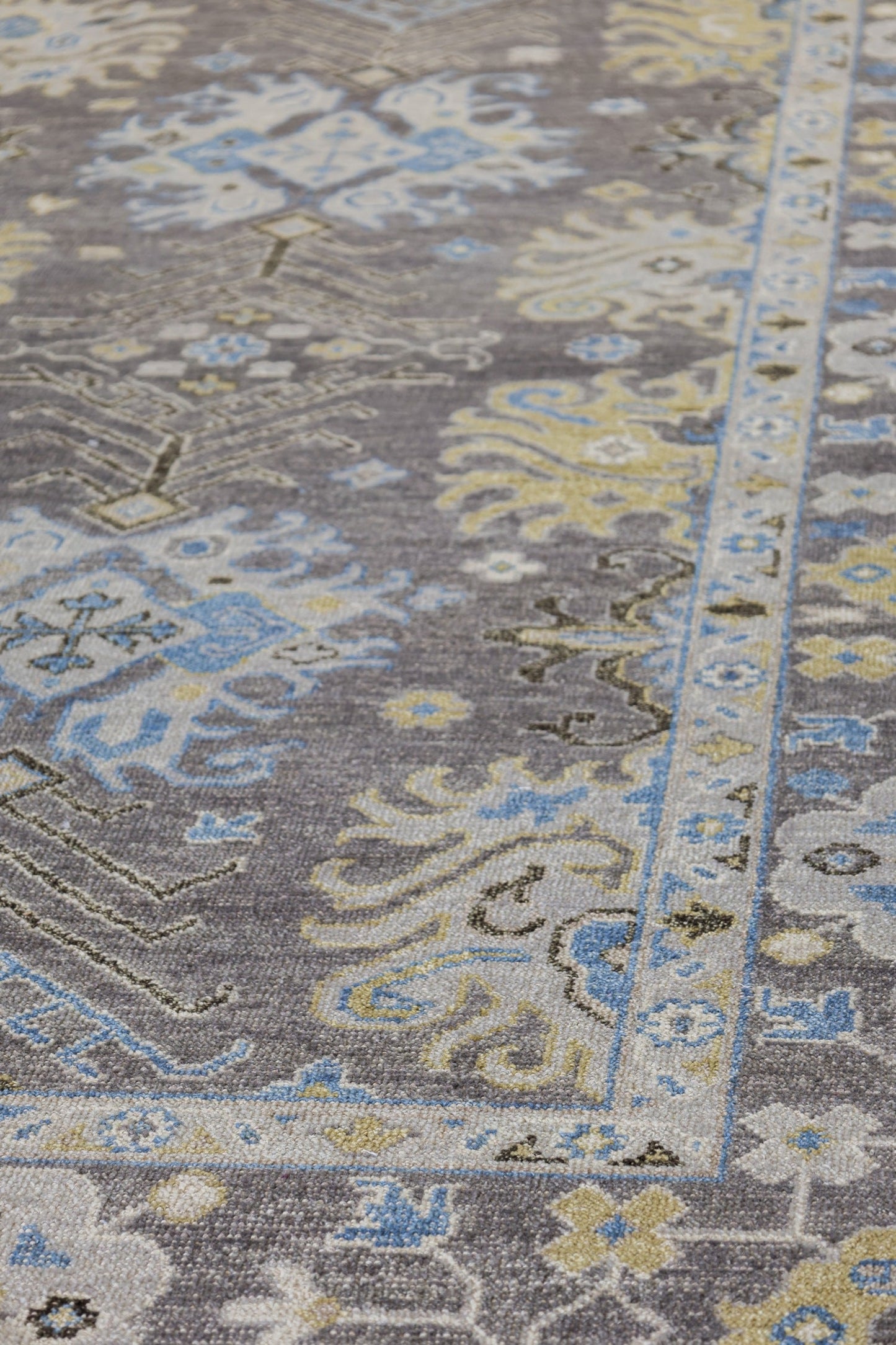 Smirna Handwoven Transitional Rug, J80004