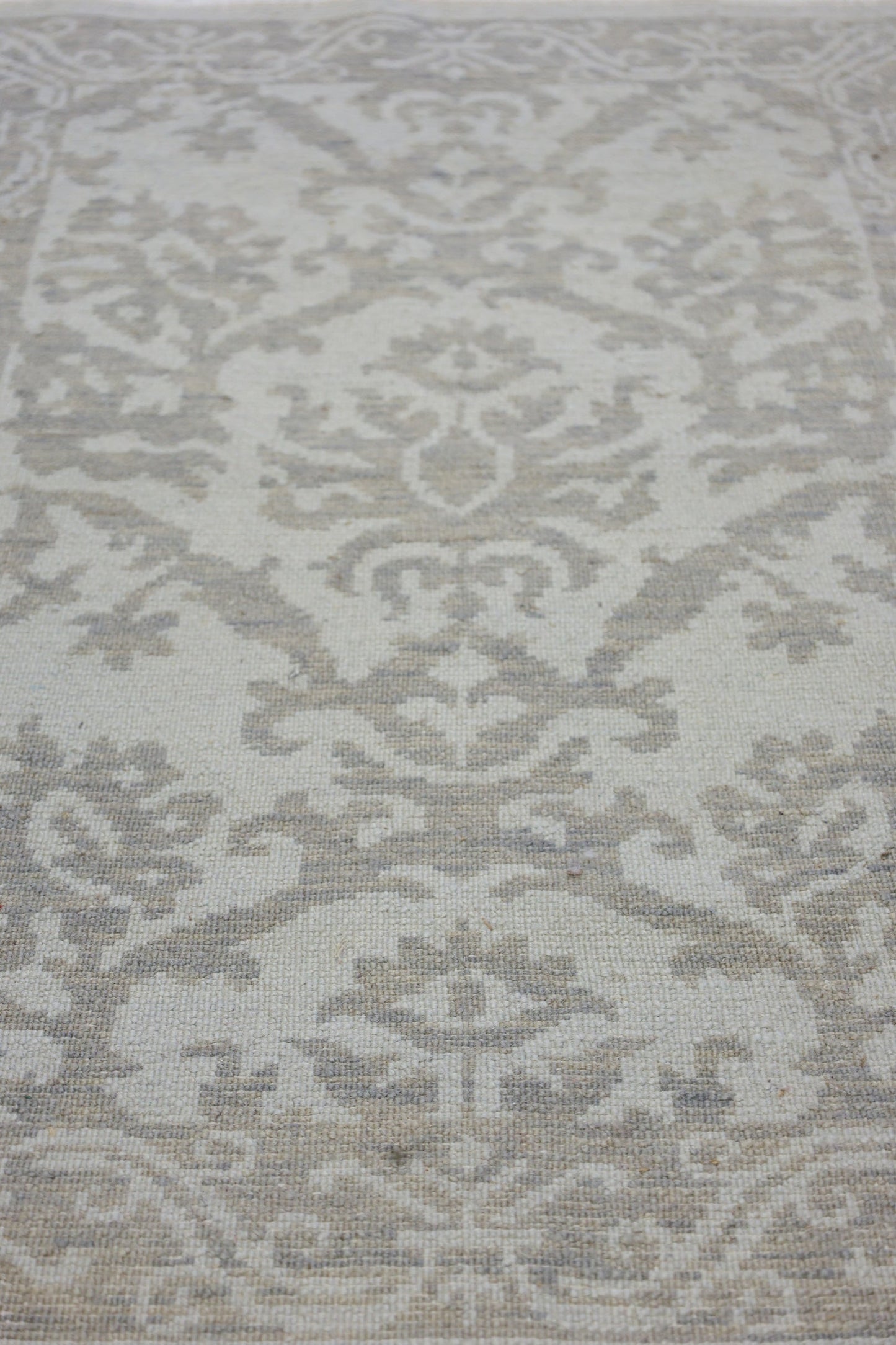 Spanish Handwoven Transitional Rug, J75894
