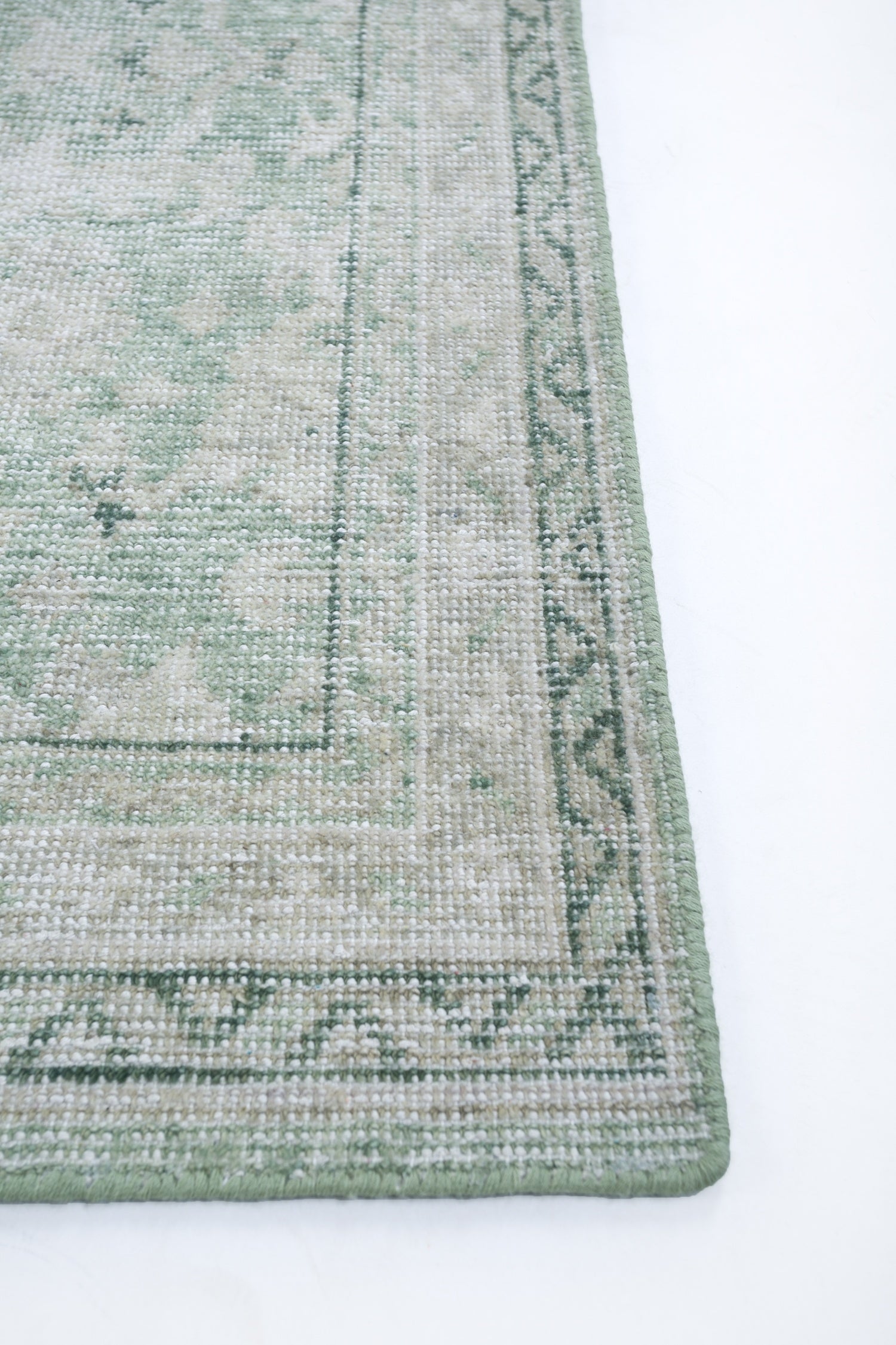 Sultanabad Handwoven Transitional Rug, J70208