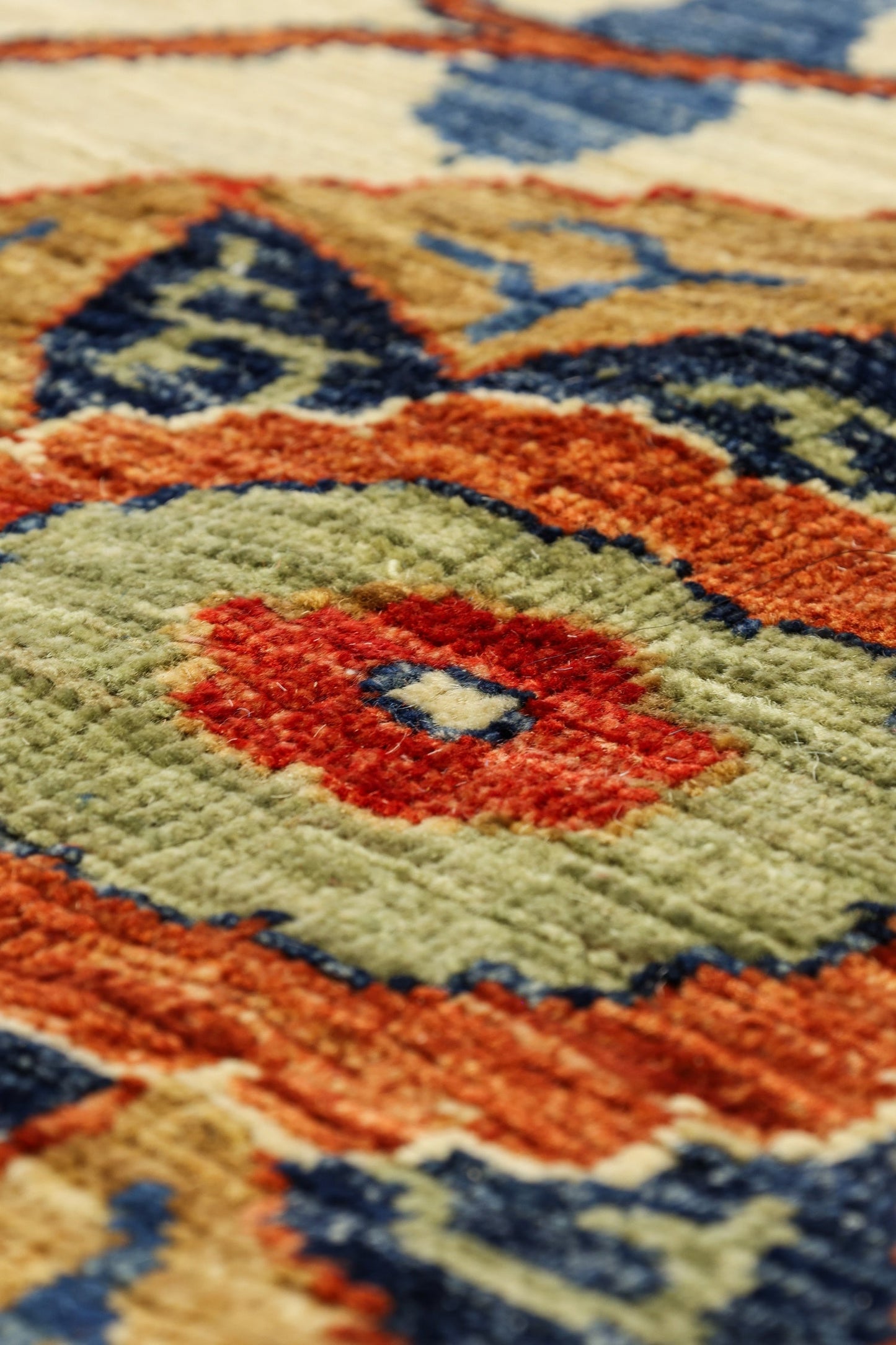 Suzani Handwoven Transitional Rug, J81077