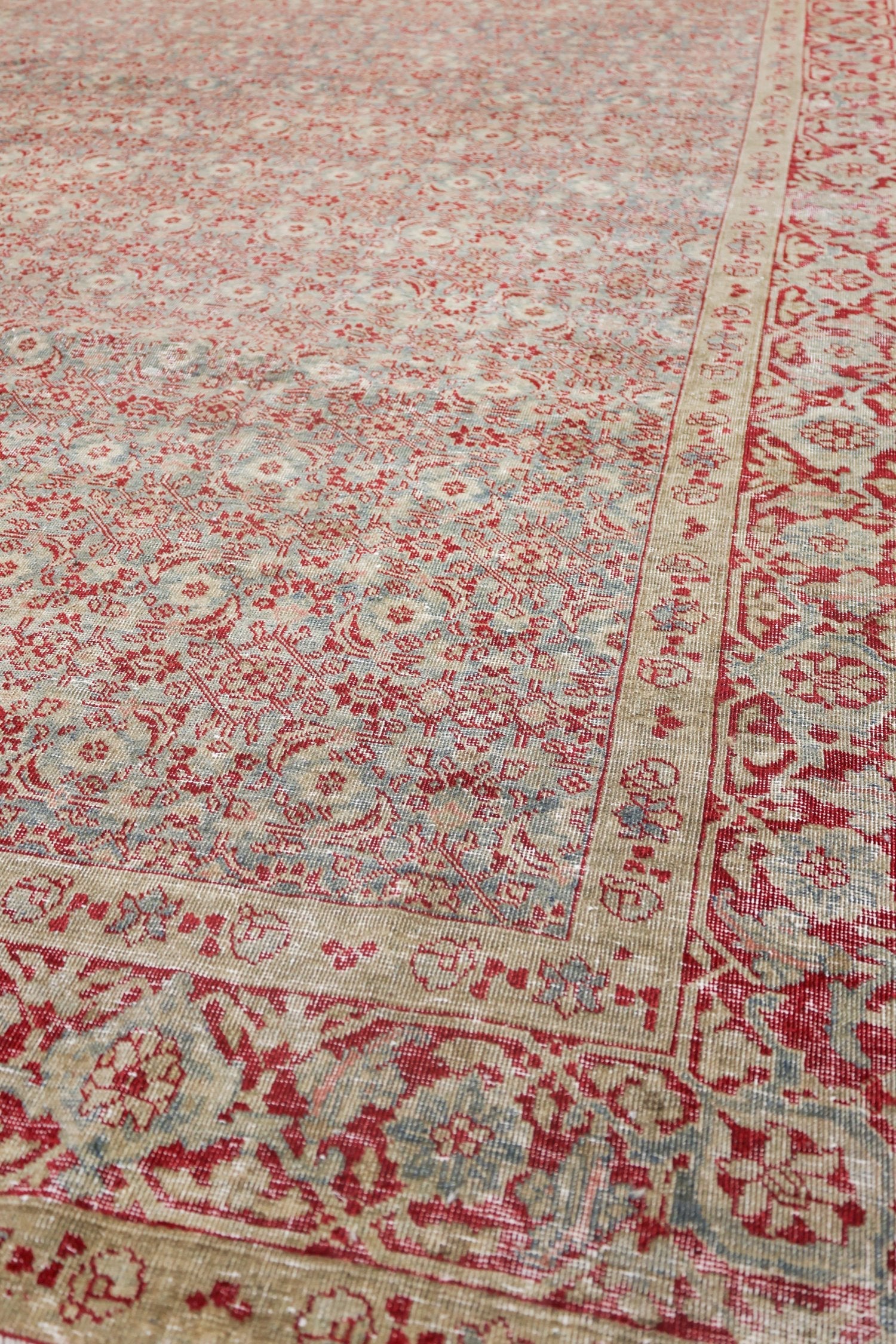 Vintage Tabriz Handwoven Transitional Rug, J70613