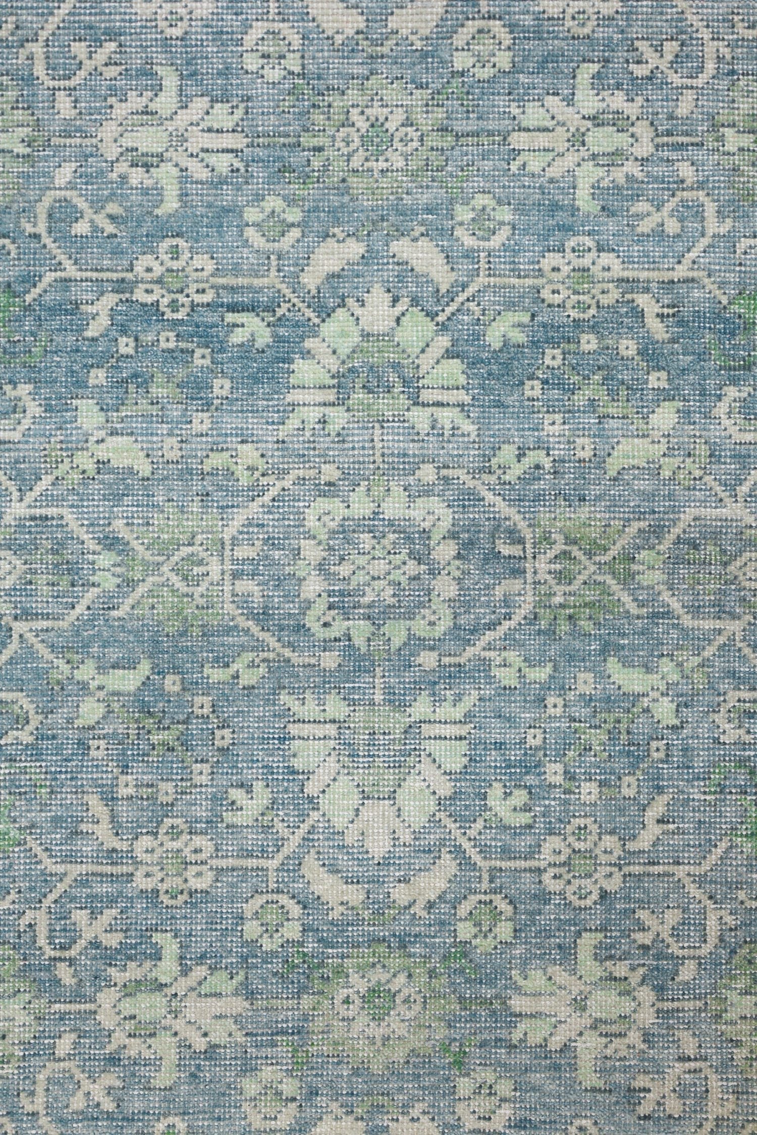 Tabriz Handwoven Transitional Rug, J71367