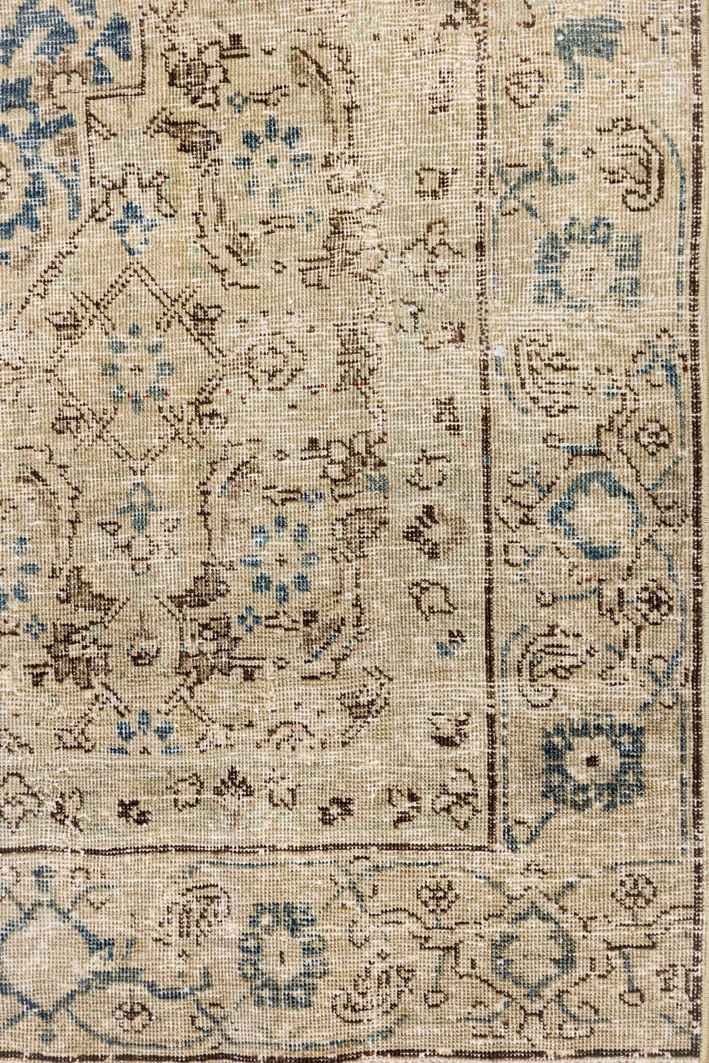 Vintage Tabriz Handwoven Transitional Rug, J87213