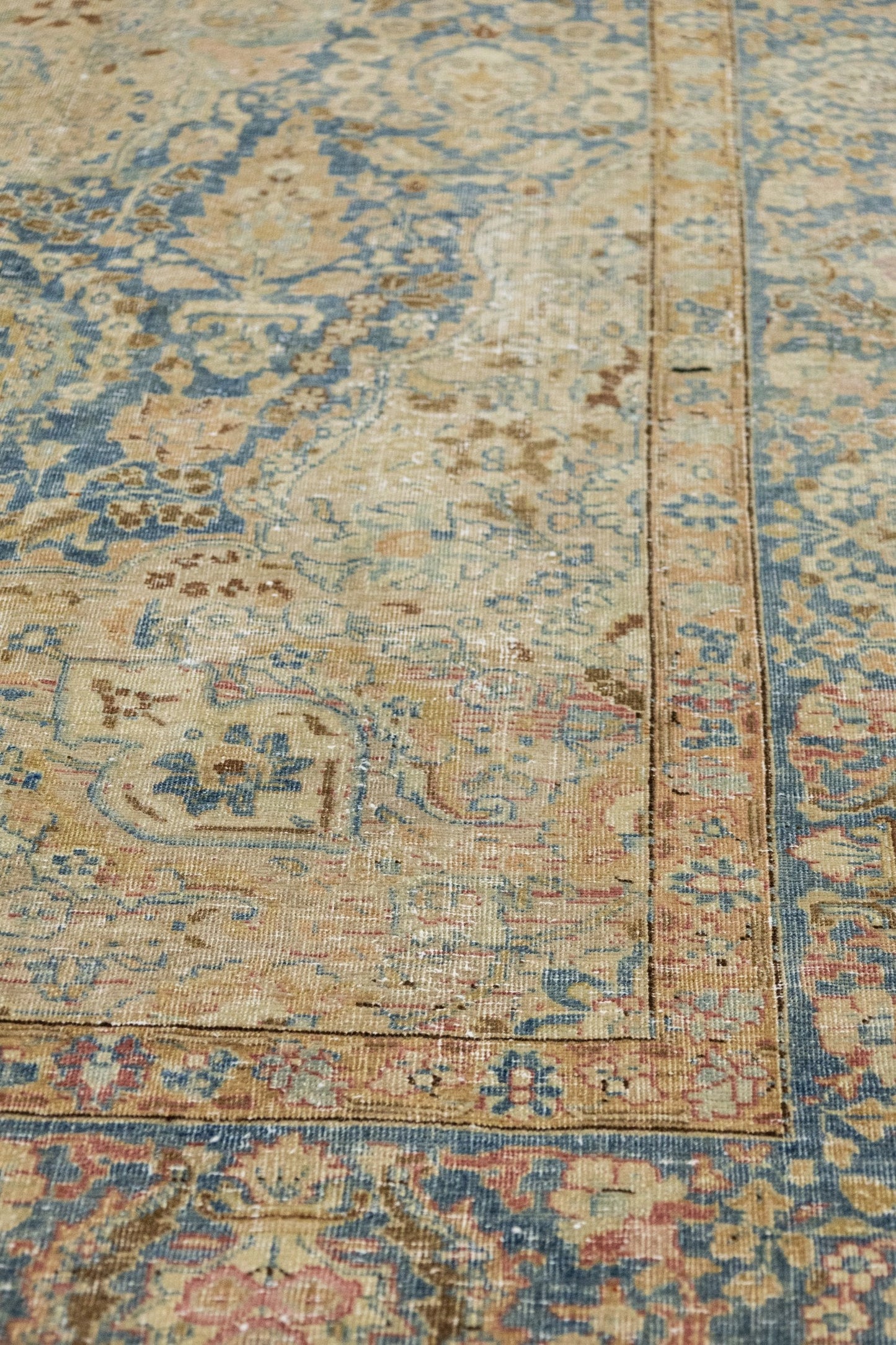 Vintage Tabriz Handwoven Transitional Rug, J87218